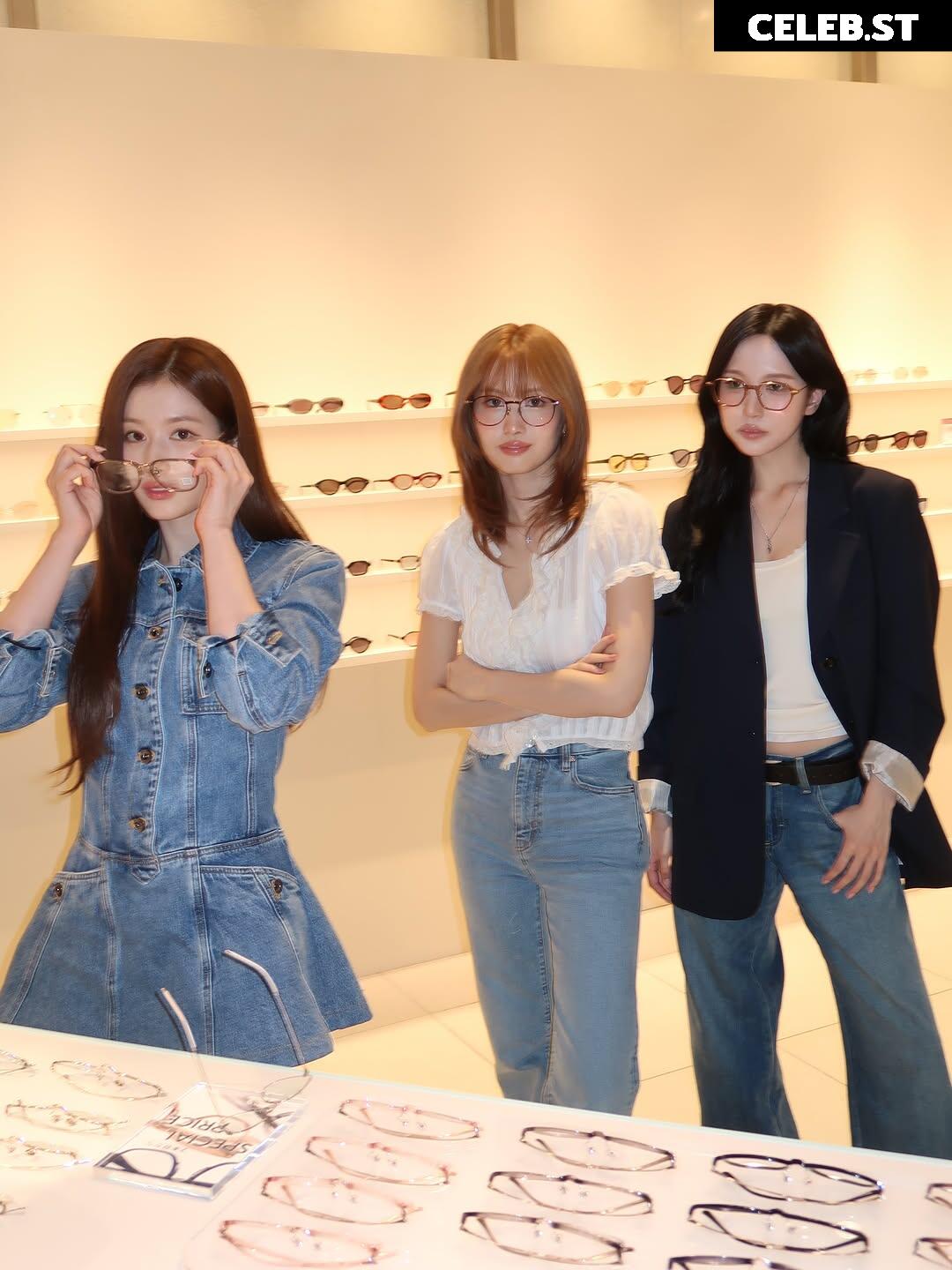 Minatozaki Sana (TWICE) Image 23683377