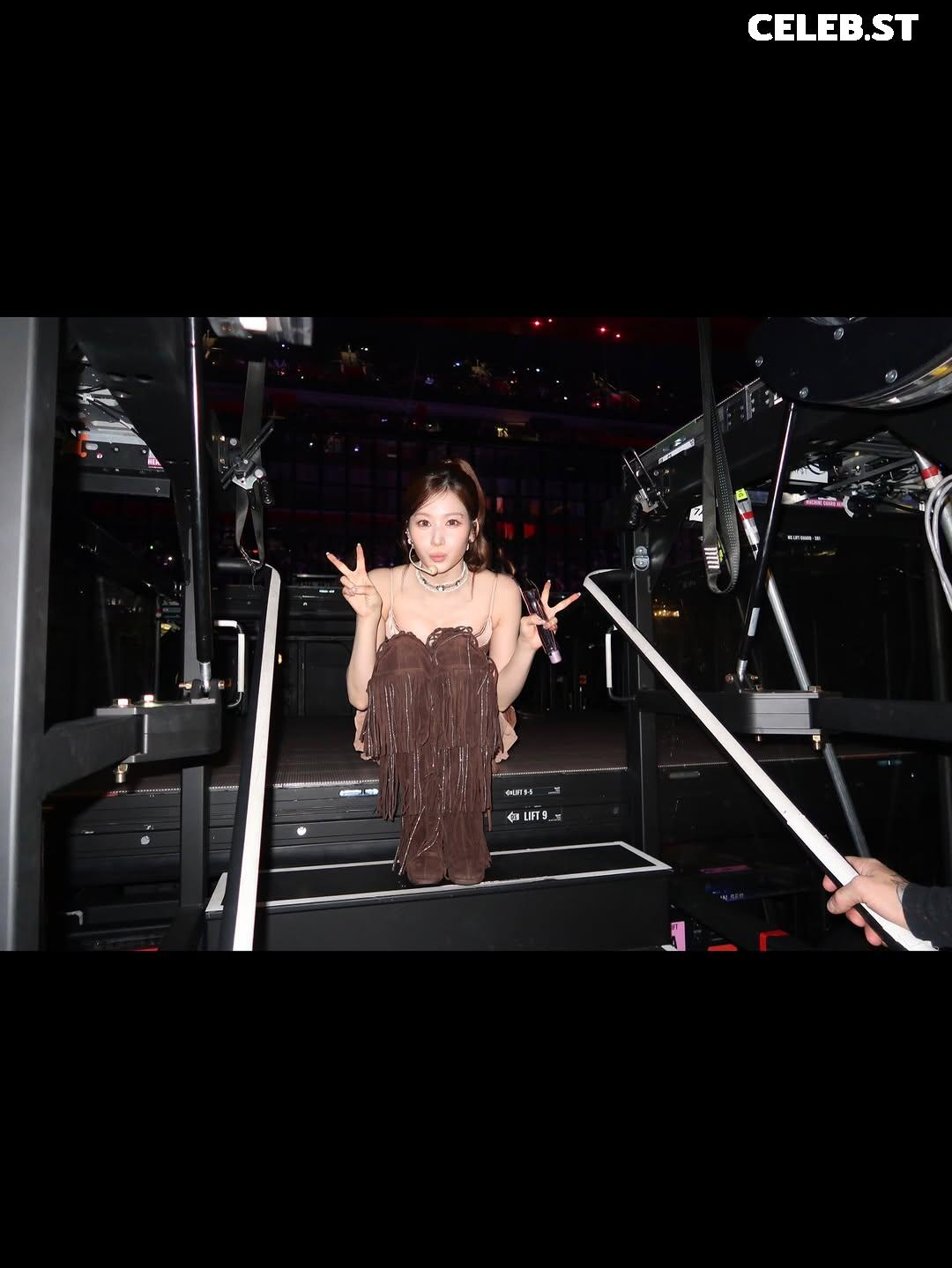 Minatozaki Sana (TWICE) Image 23683229