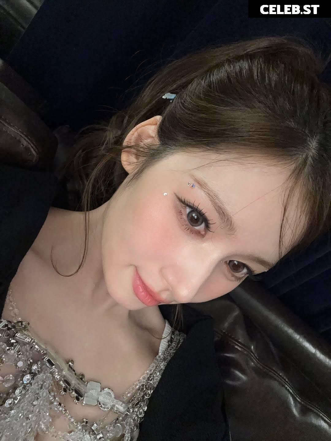 Minatozaki Sana (TWICE) Image 23683237