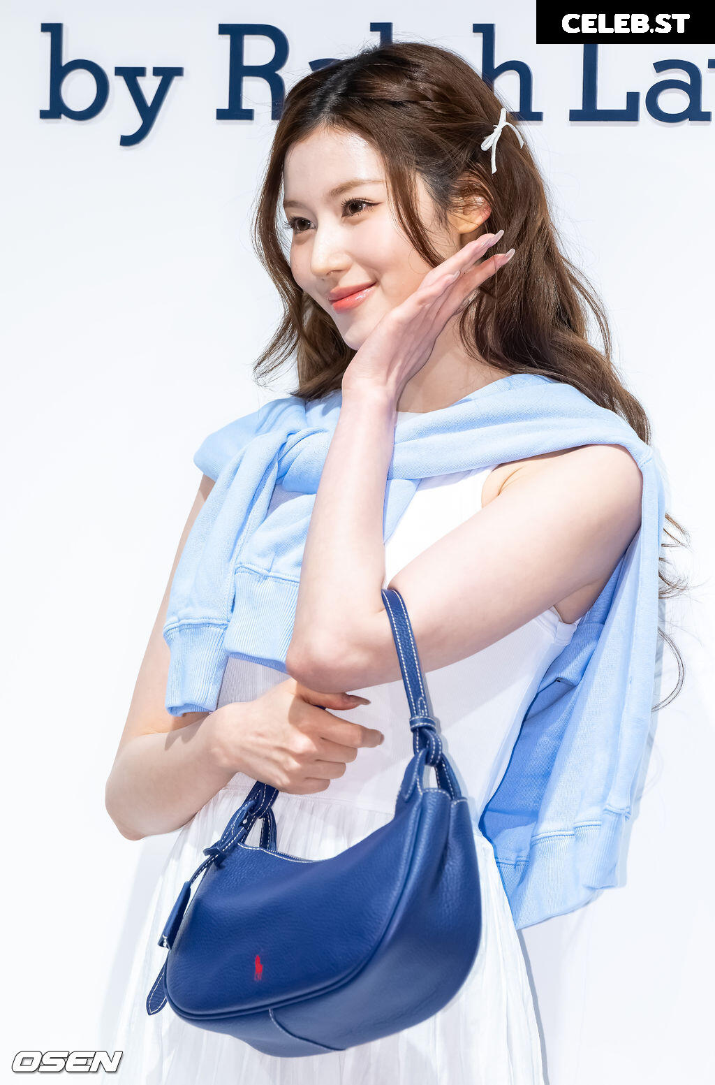 Minatozaki Sana (TWICE) Image 23683246