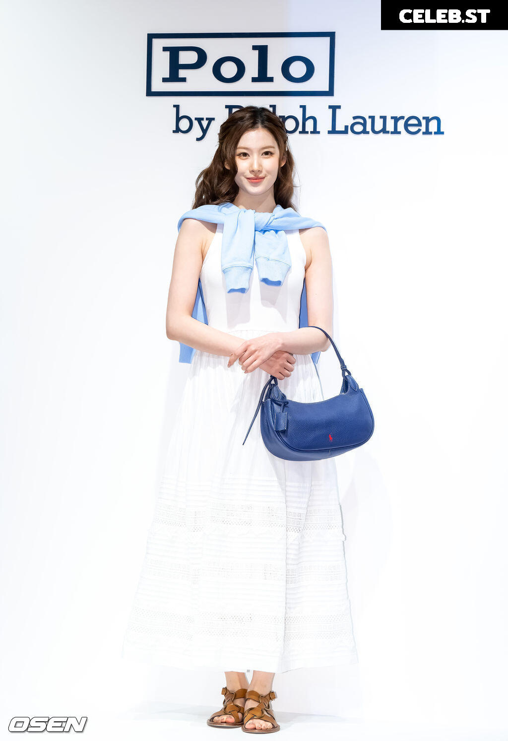 Minatozaki Sana (TWICE) Image 23683270