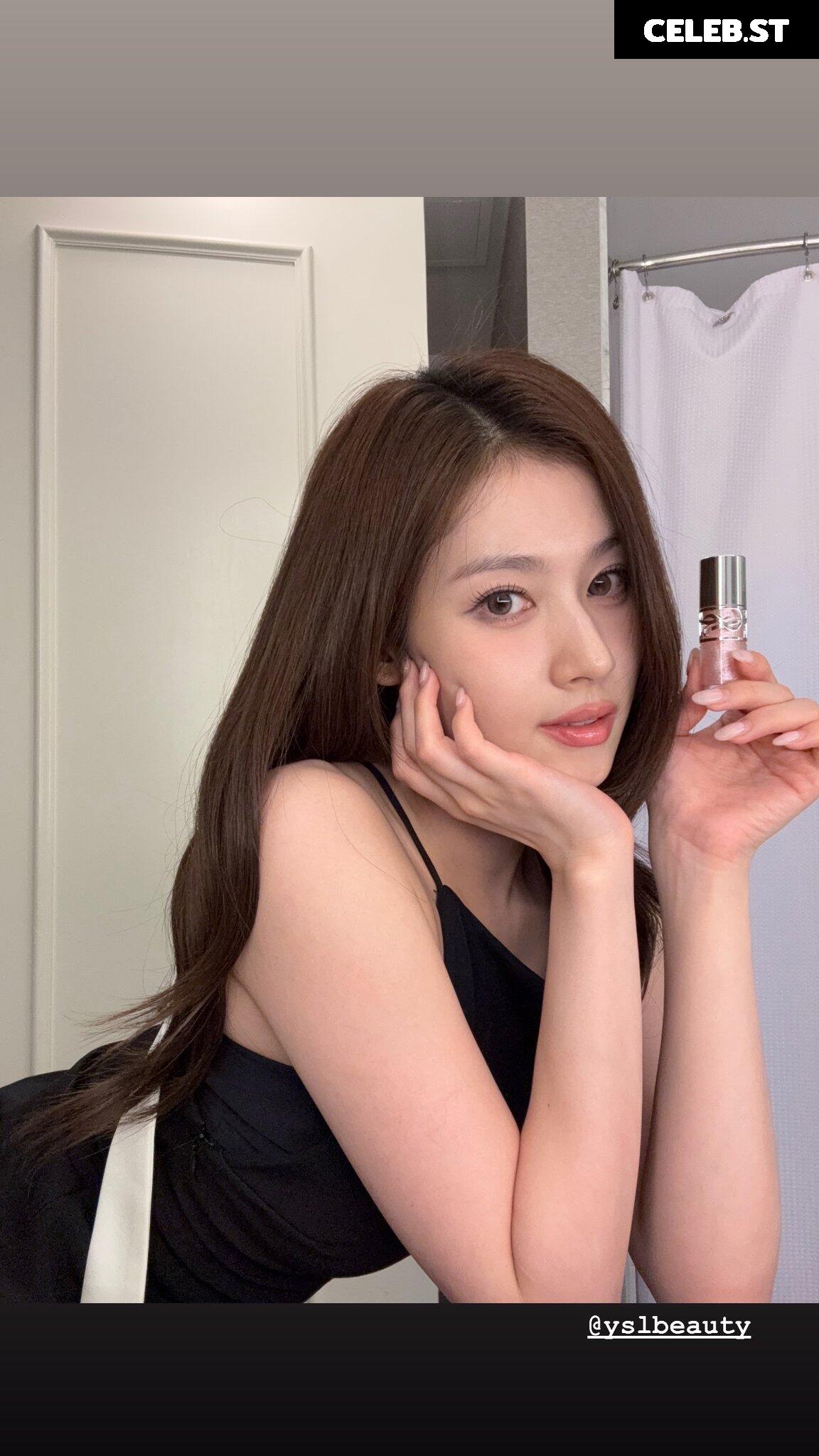 Minatozaki Sana (TWICE) Image 23682991
