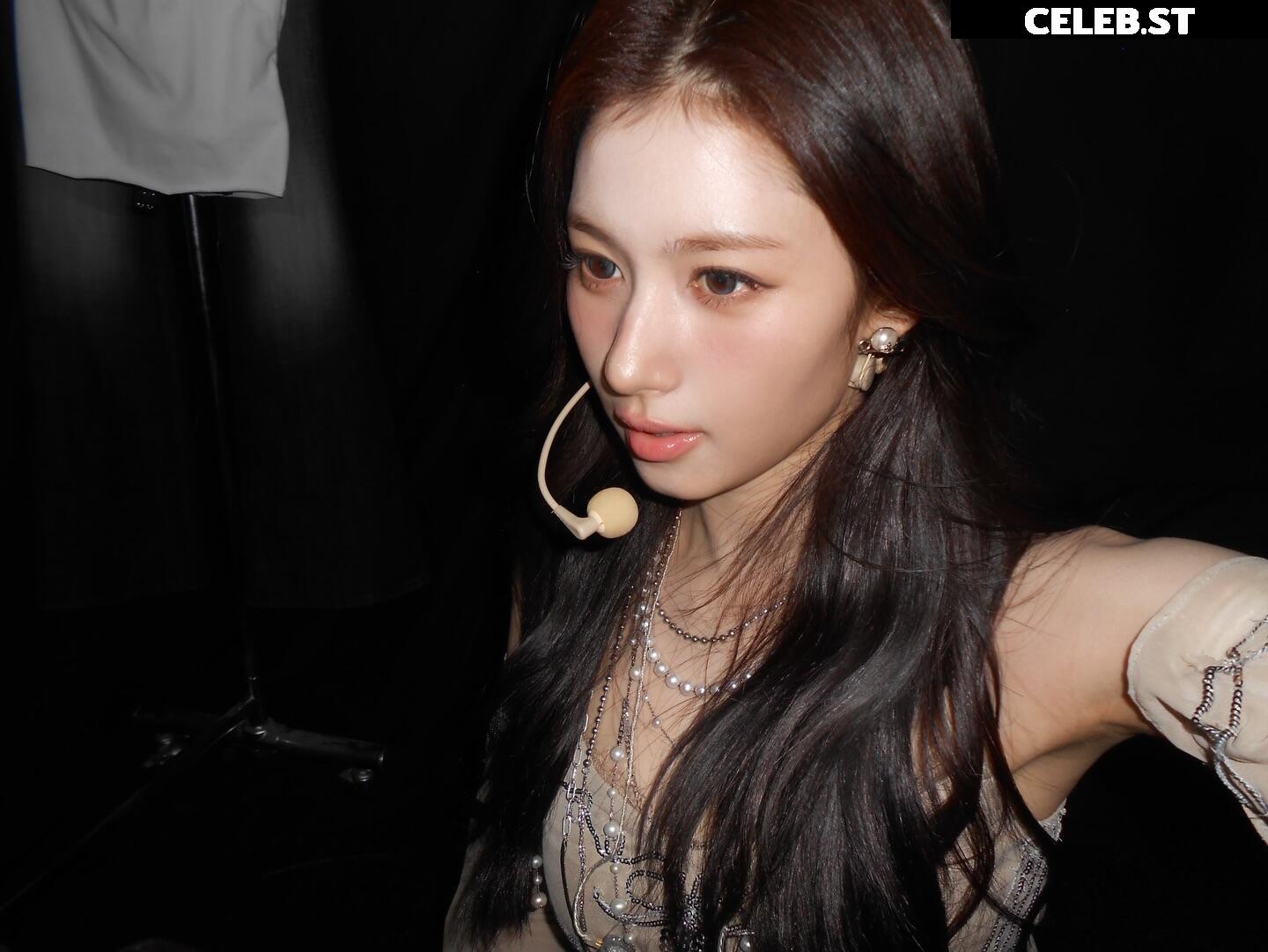 Minatozaki Sana (TWICE) Image 23682962