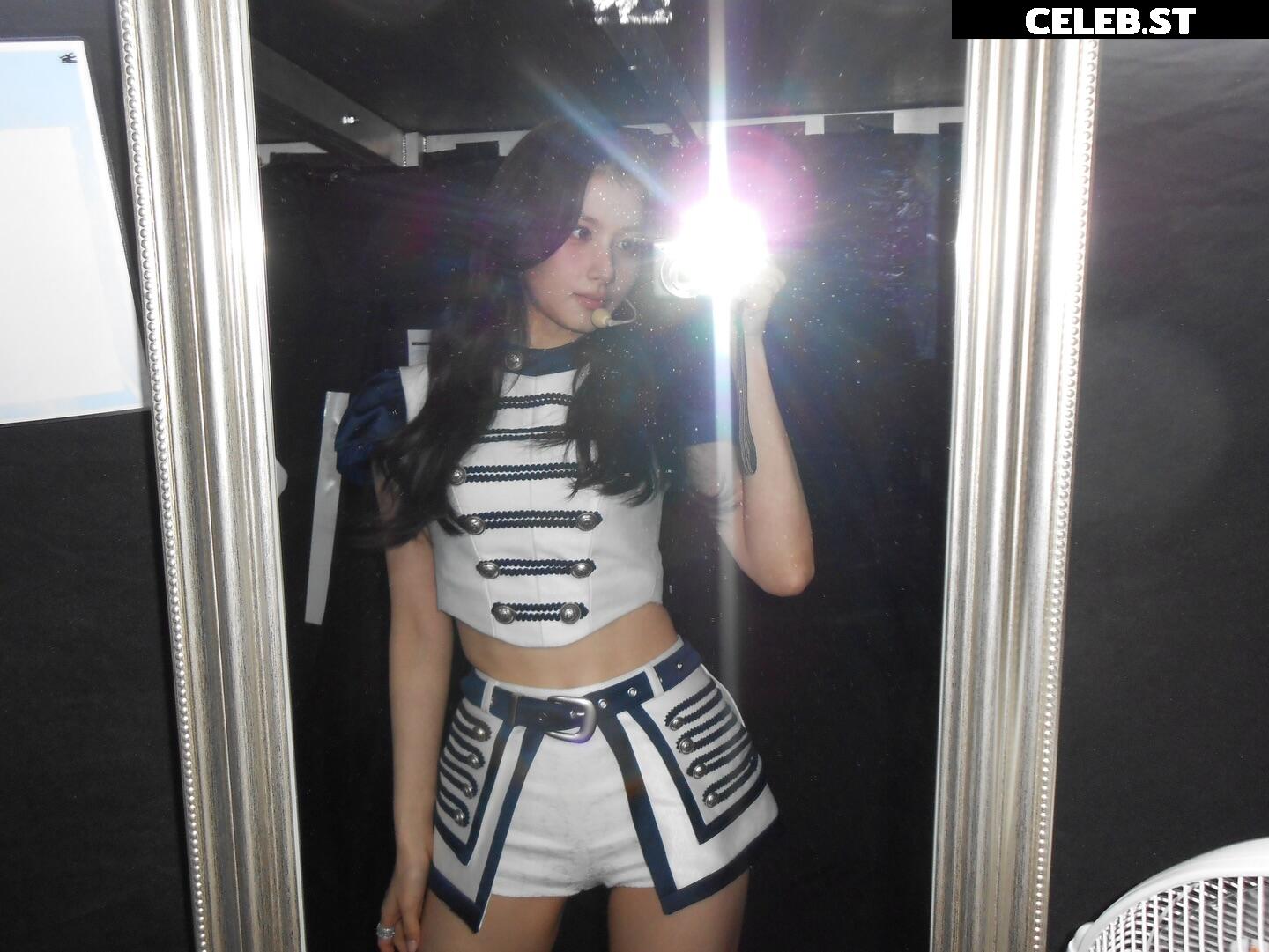 Minatozaki Sana (TWICE) Image 23682967