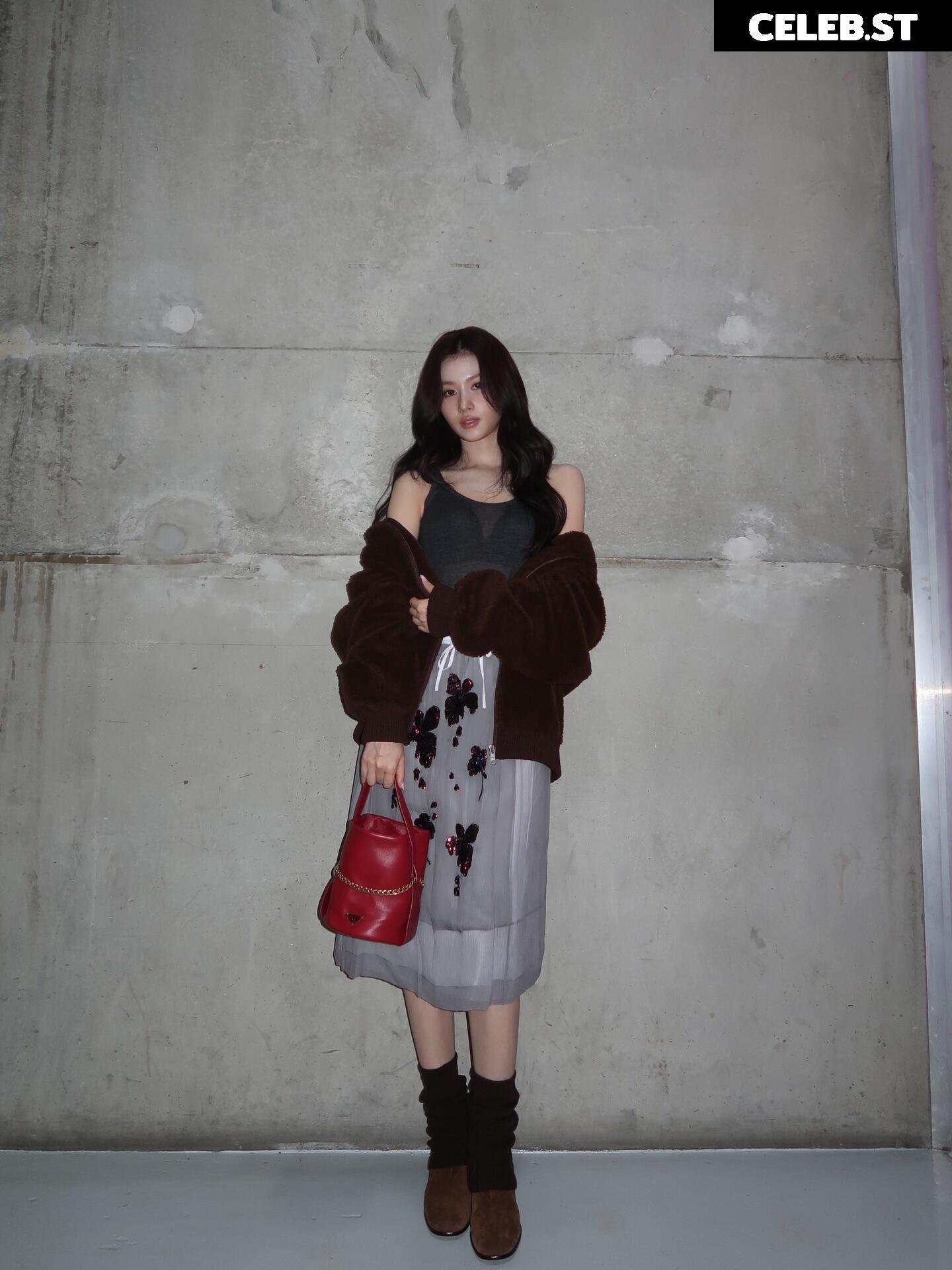 Minatozaki Sana (TWICE) Image 23682952