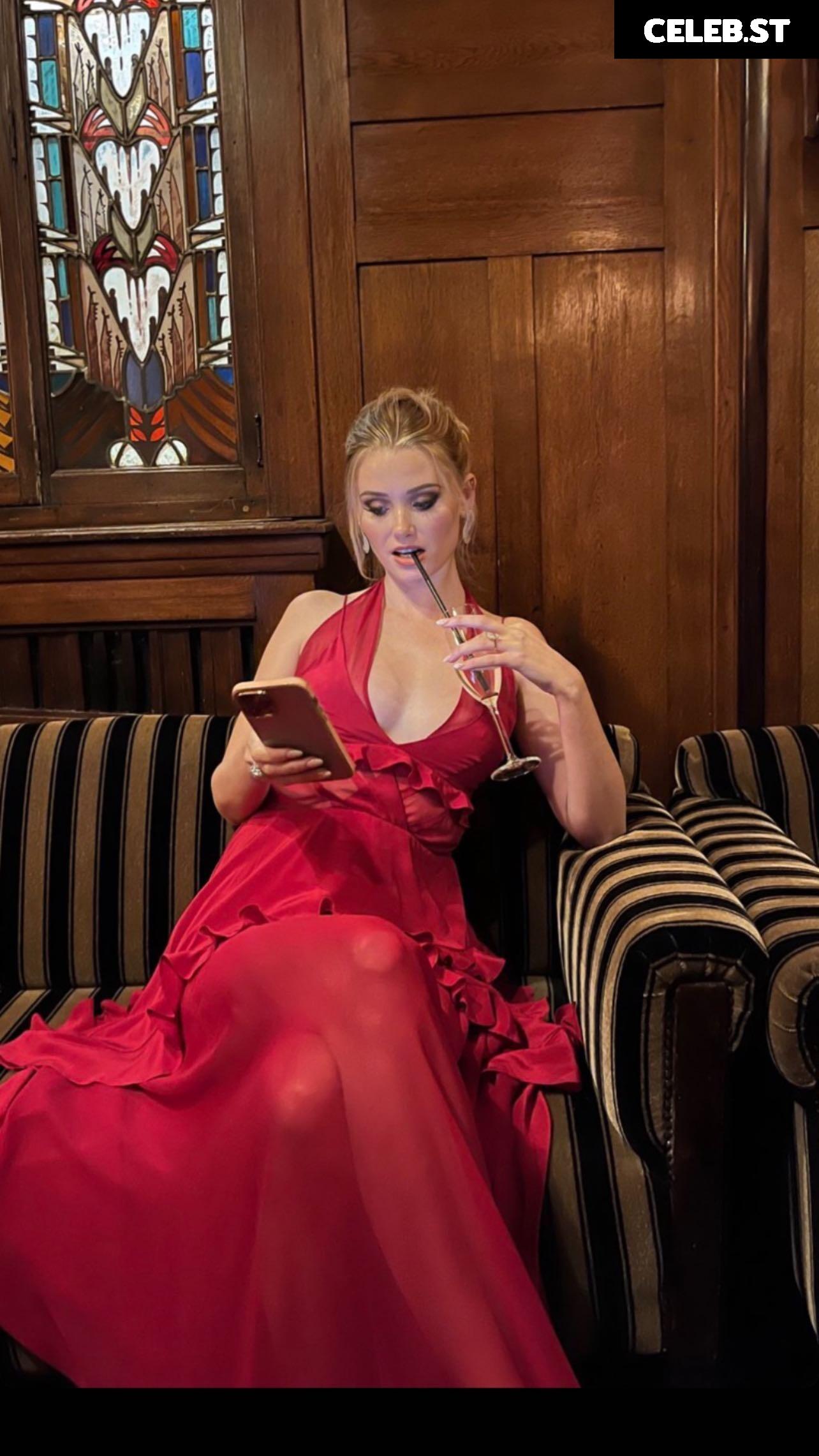 Virginia Gardner Image 23555515