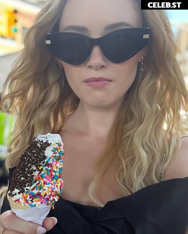 Virginia Gardner Image 23555558
