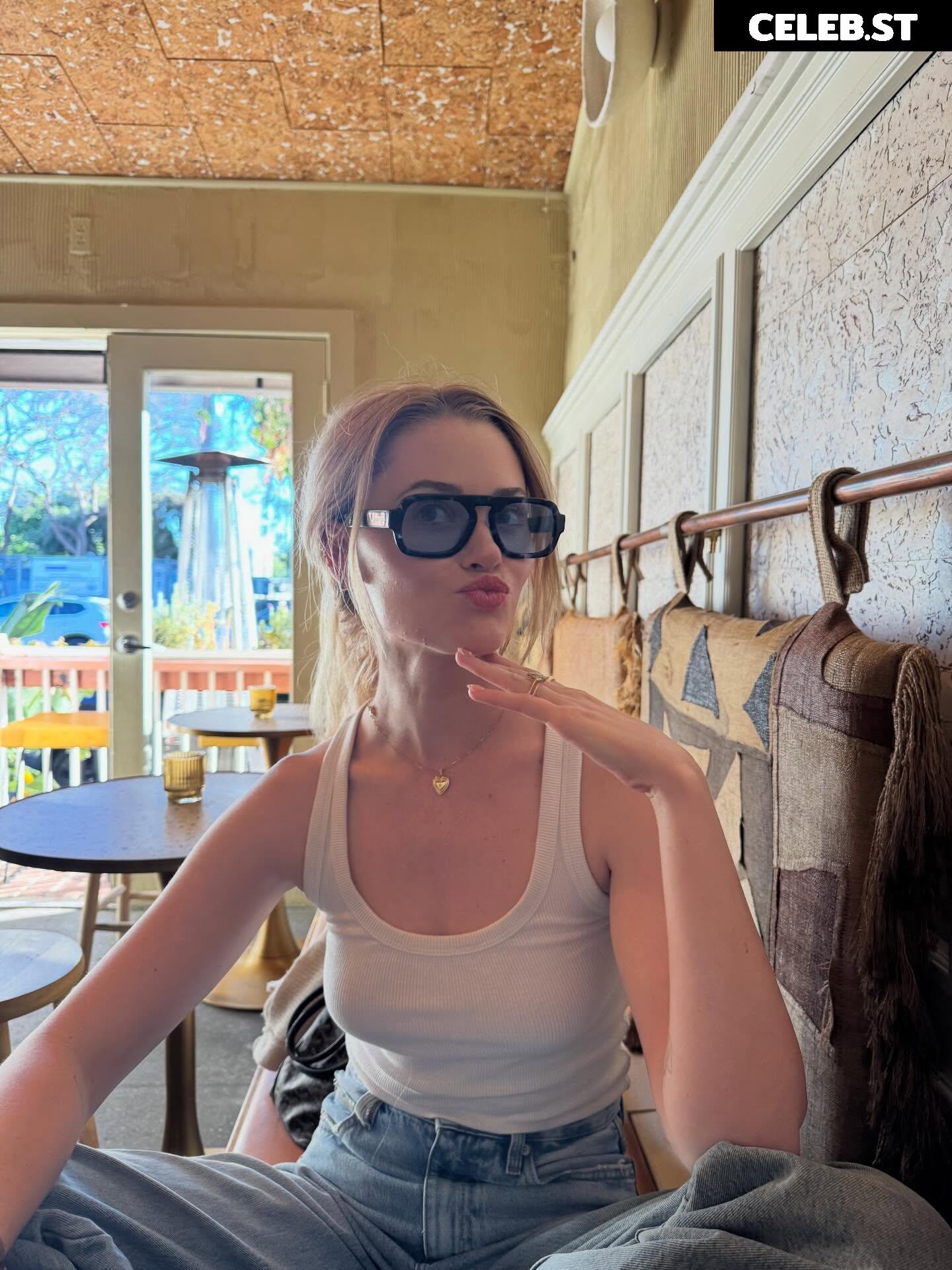 Virginia Gardner Image 23555486