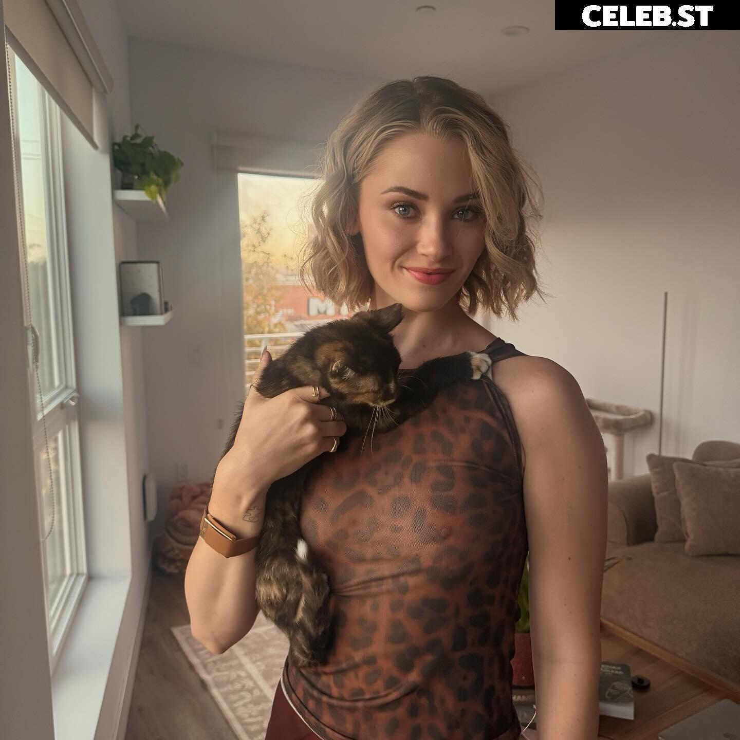 Virginia Gardner Image 23555404