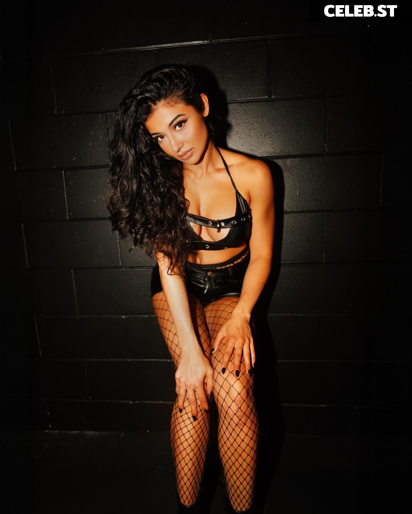 Arianna grace /  bianca carelli Image 23555149