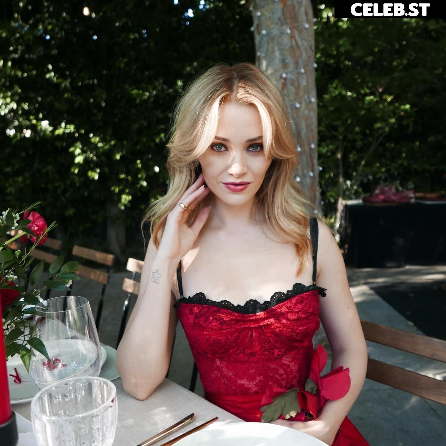 Virginia Gardner Image 23555389