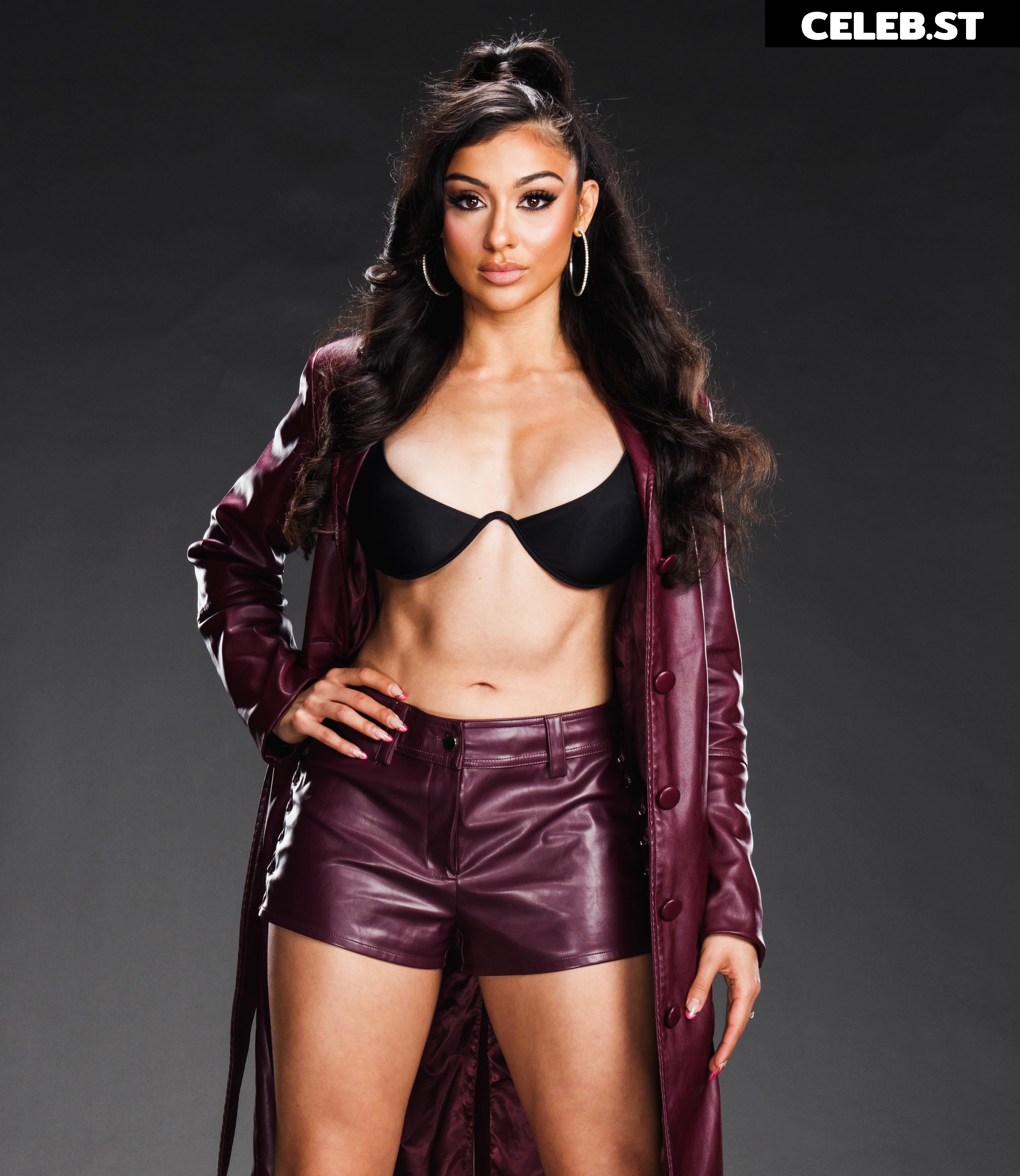 Arianna grace /  bianca carelli Image 23555337