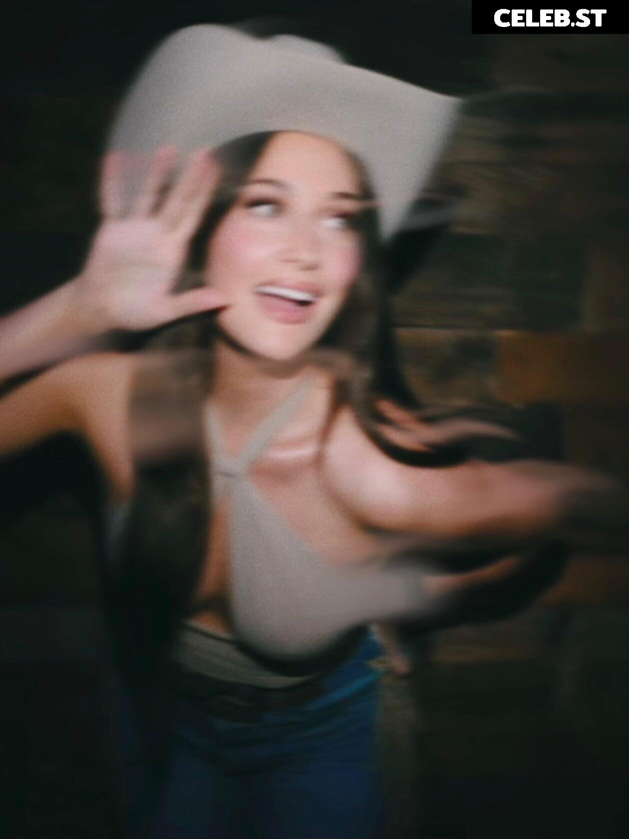 Kacey Musgraves Image 23554937