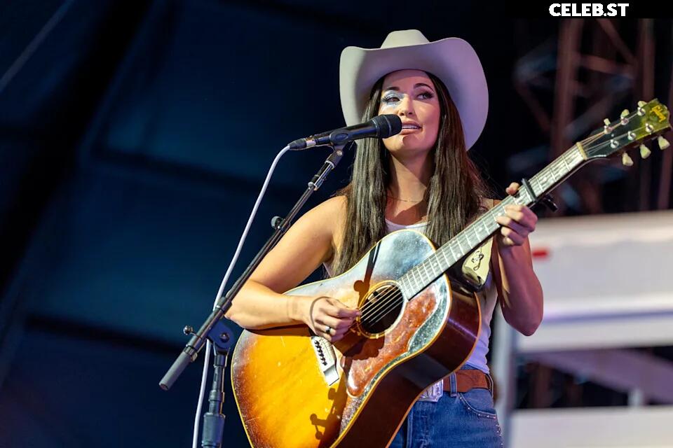 Kacey Musgraves Image 23554935