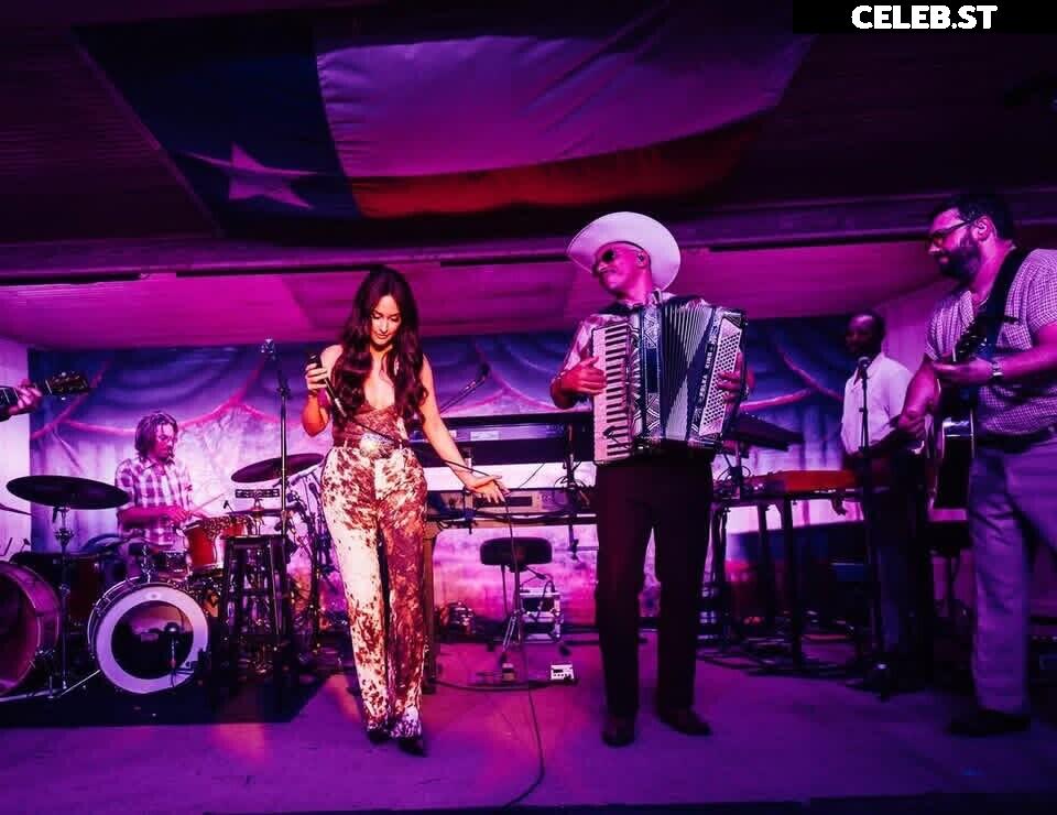 Kacey Musgraves Image 23554975