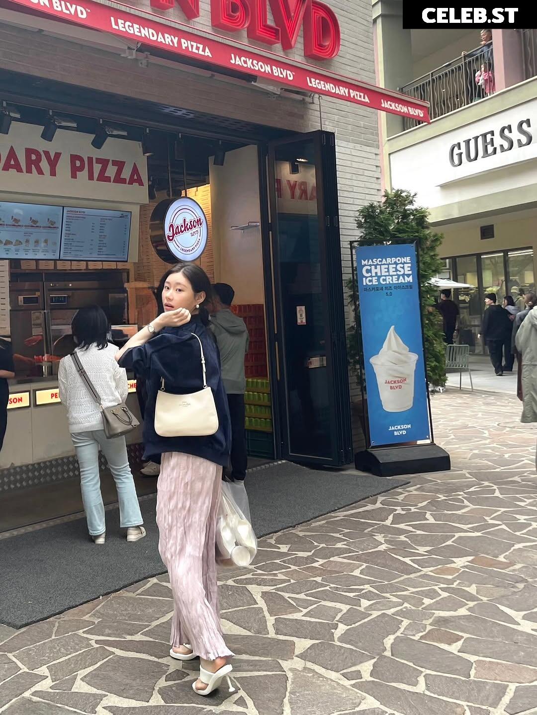 Chaeryeong - ITZY (채령) Image 23554590