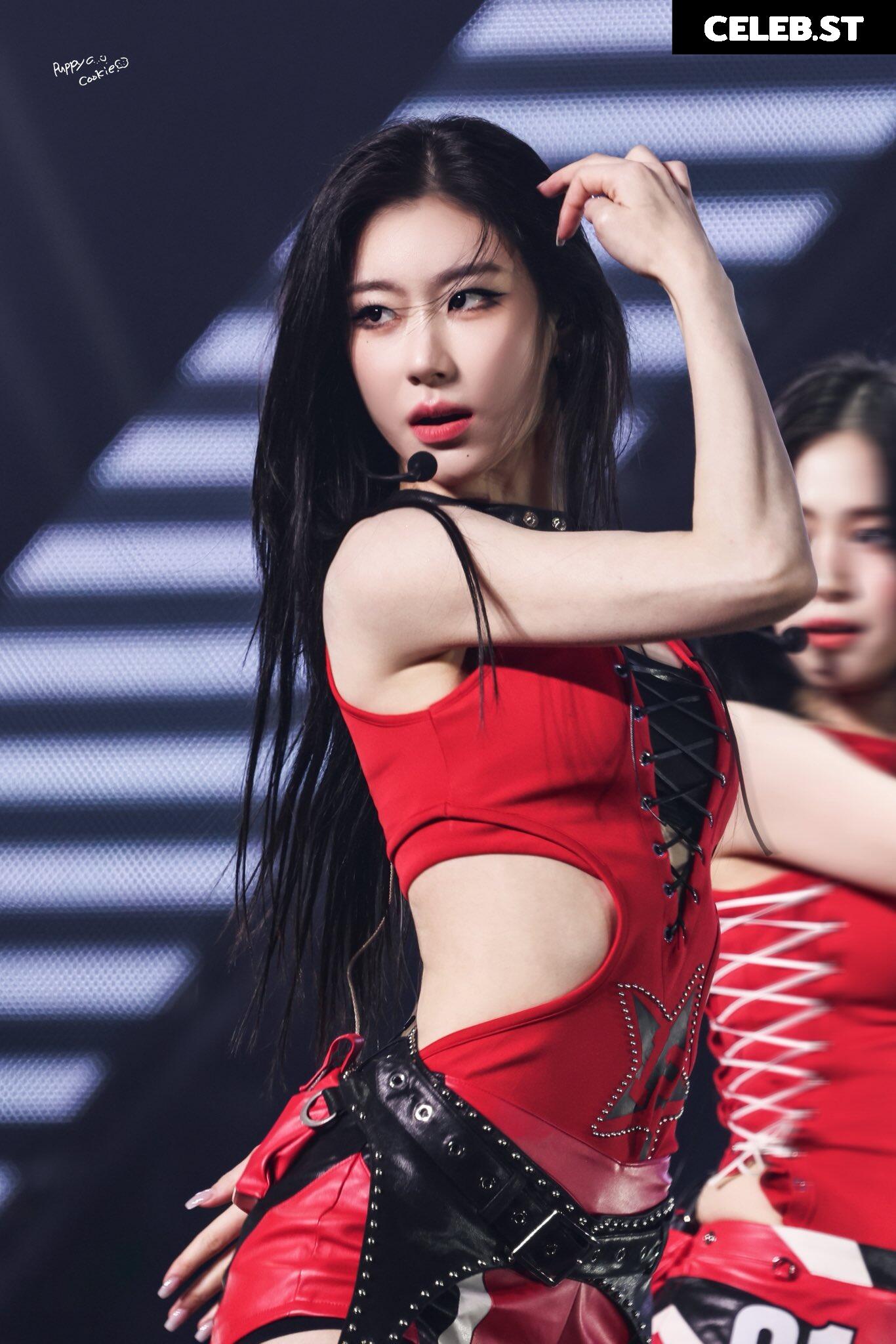 Chaeryeong - ITZY (채령) Image 23554478