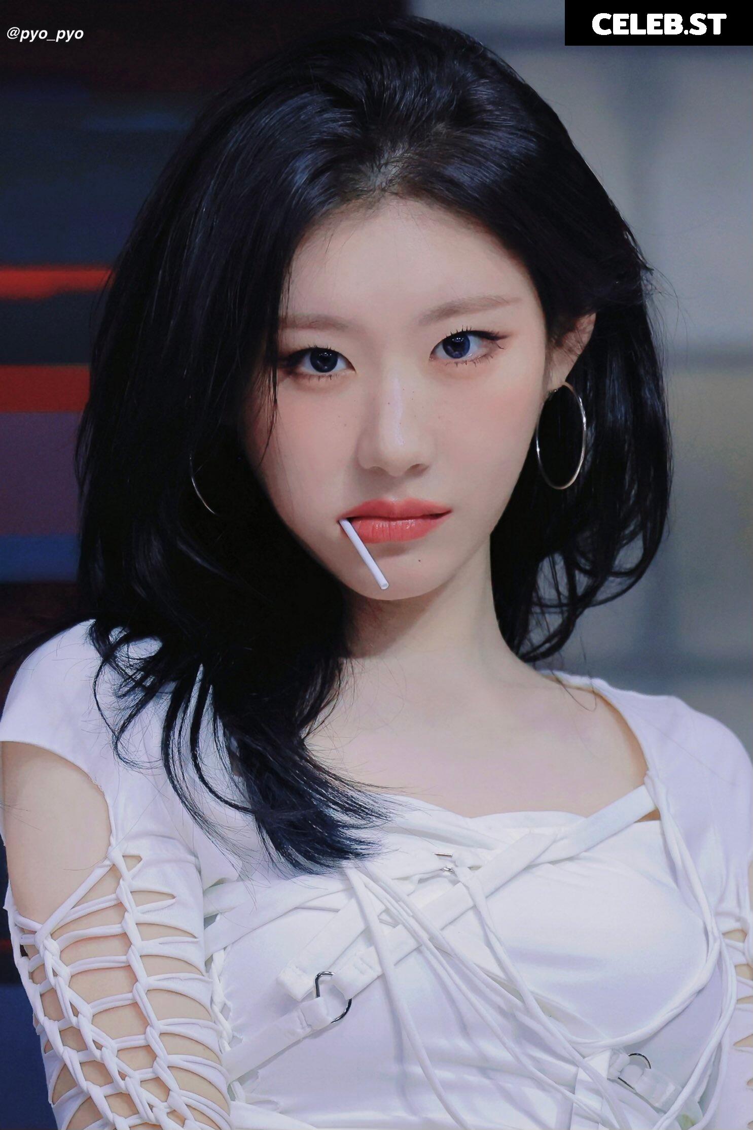 Chaeryeong - ITZY (채령) Image 23554381