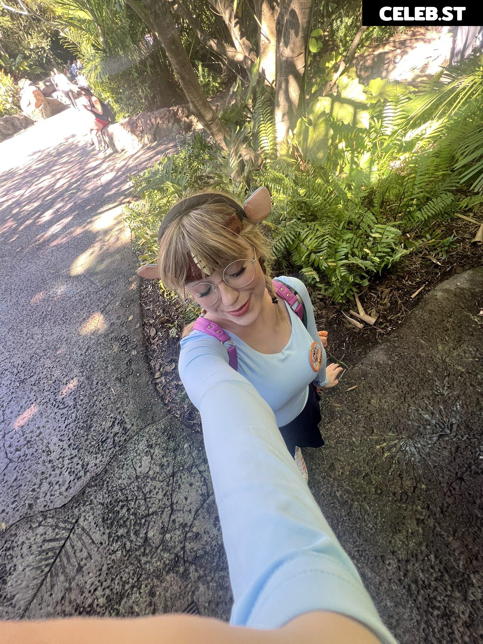 Ashlee Tayla Image 23556357