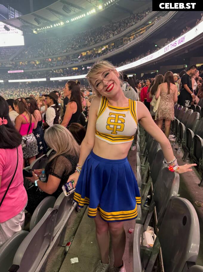 Ashlee Tayla Image 23556234