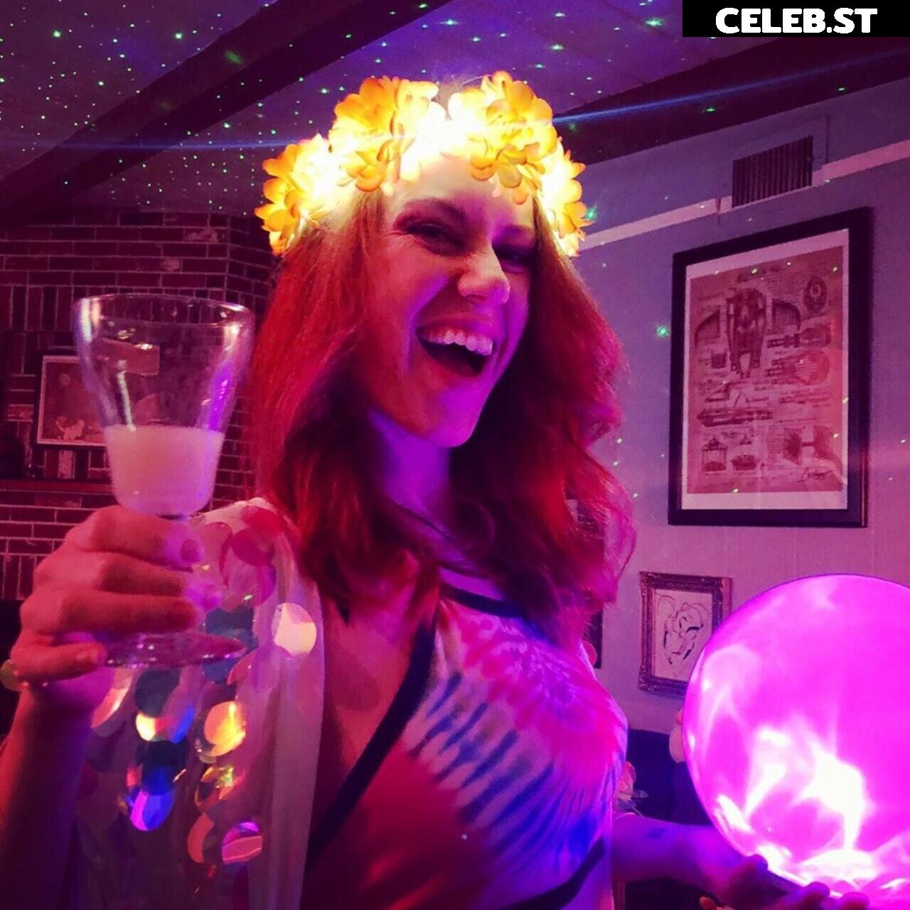 Marisha Ray Image 23551934