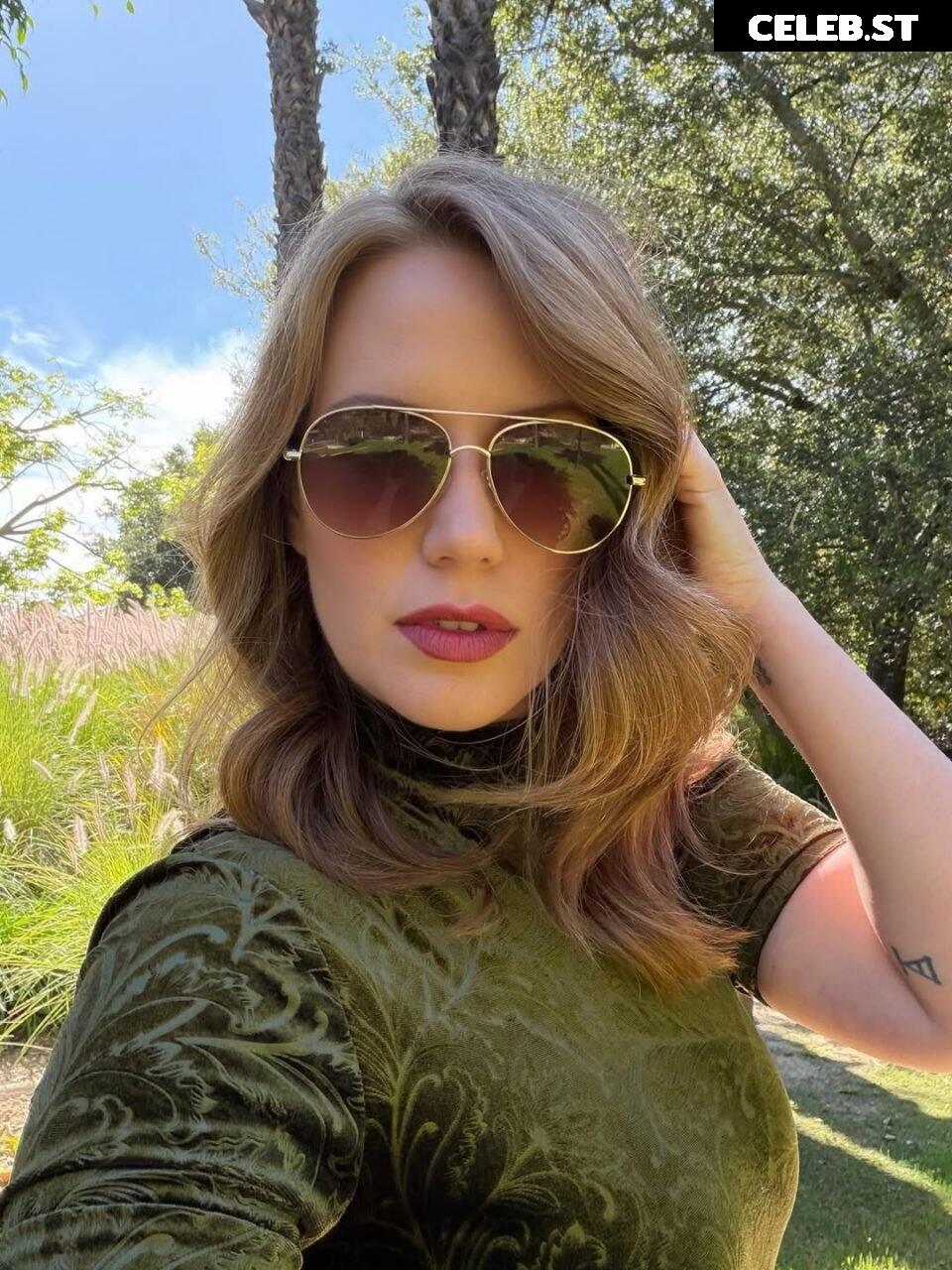Marisha Ray Image 23551700
