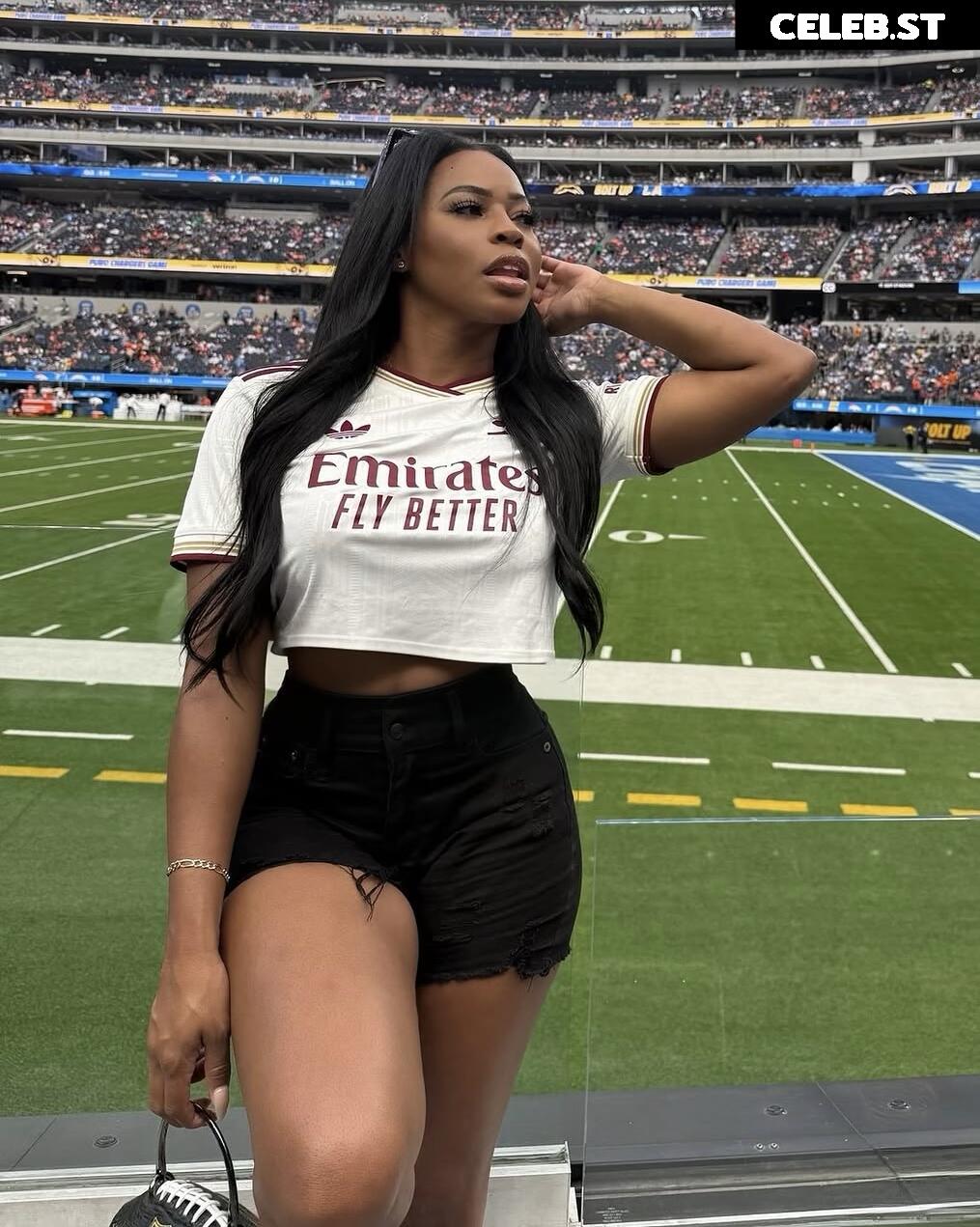 Sports tv hosts/reporters Image 23550993
