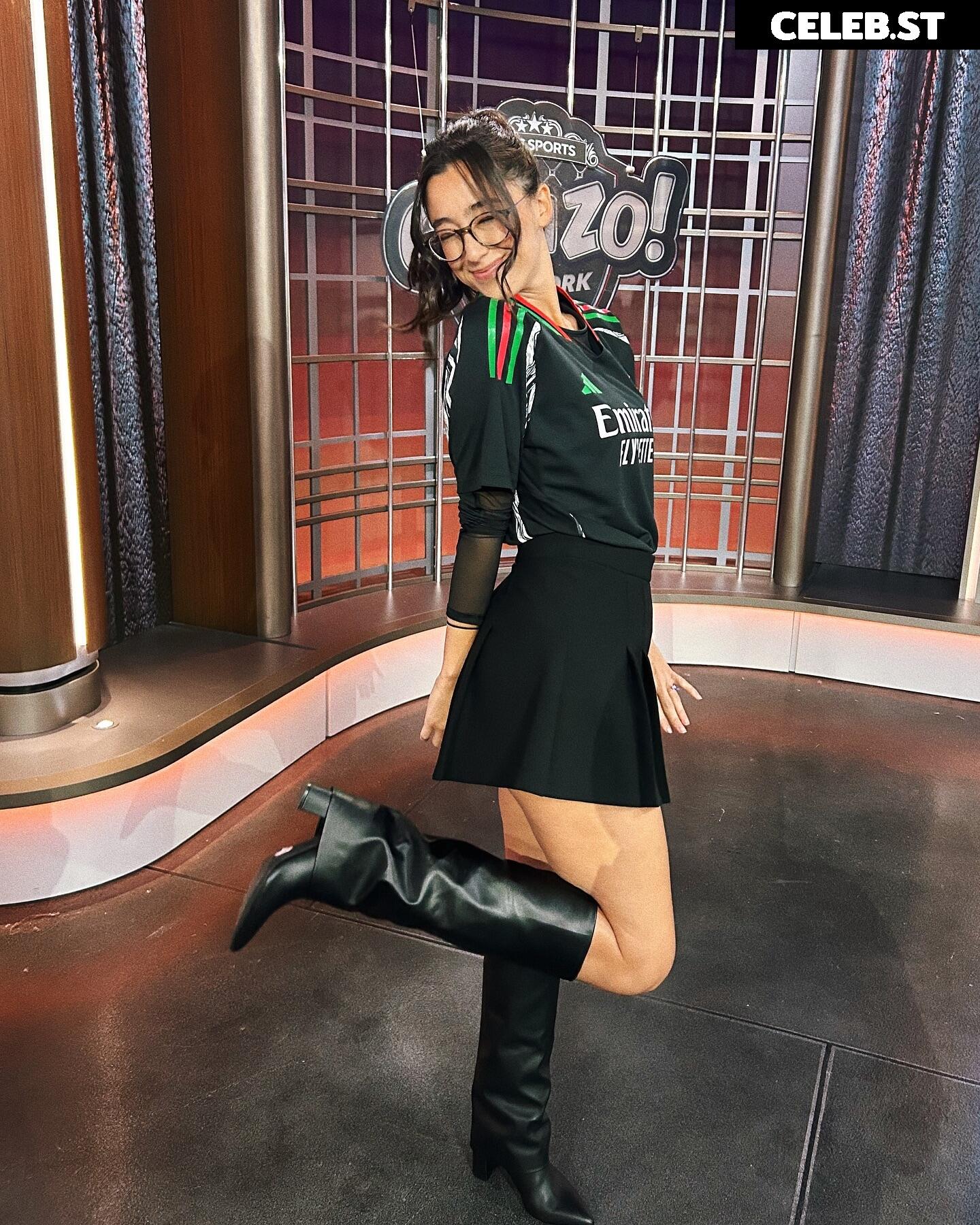 Sports tv hosts/reporters Image 23550415