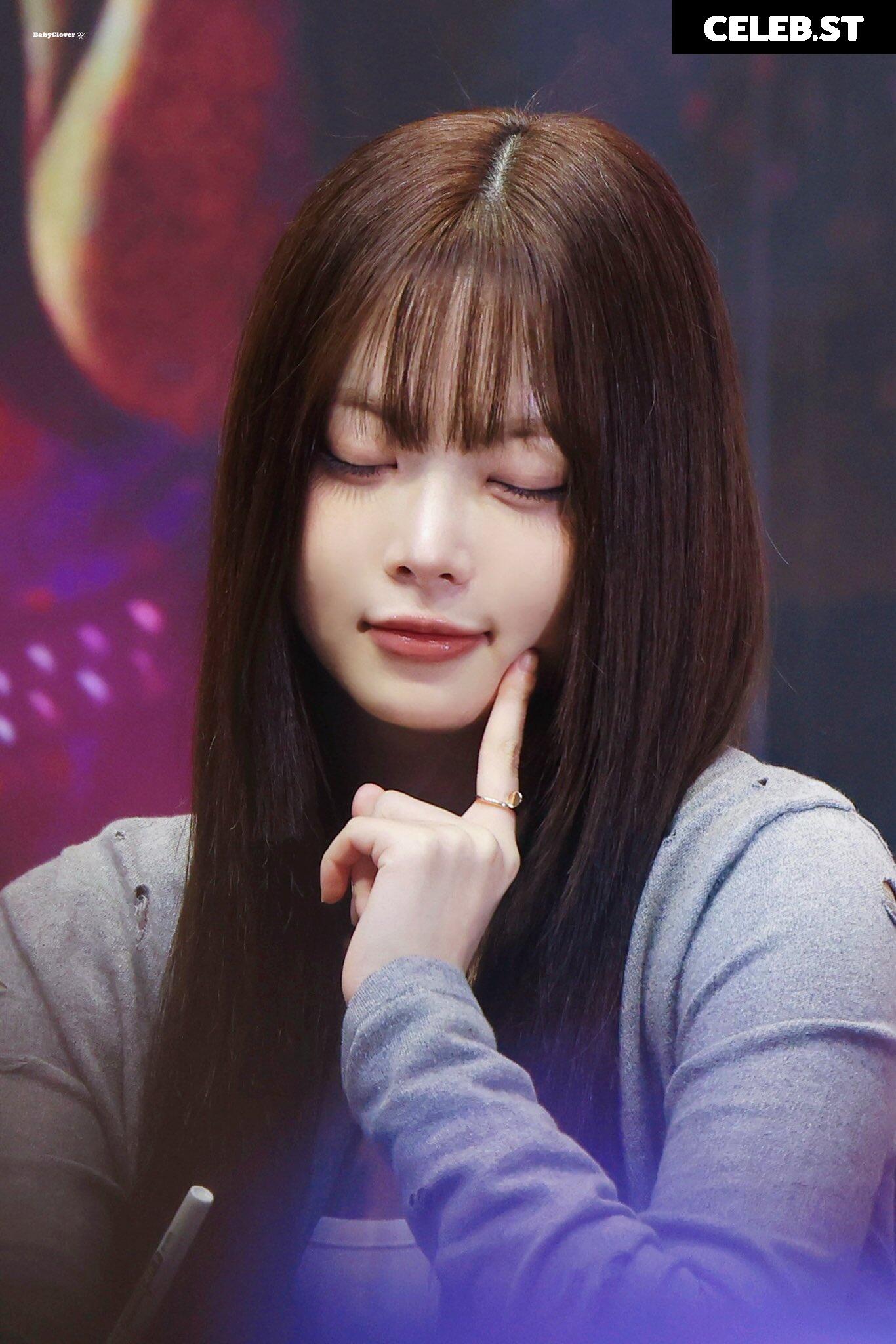 Hong Eunchae 홍은채 | LESSERAFIM Image 23553102