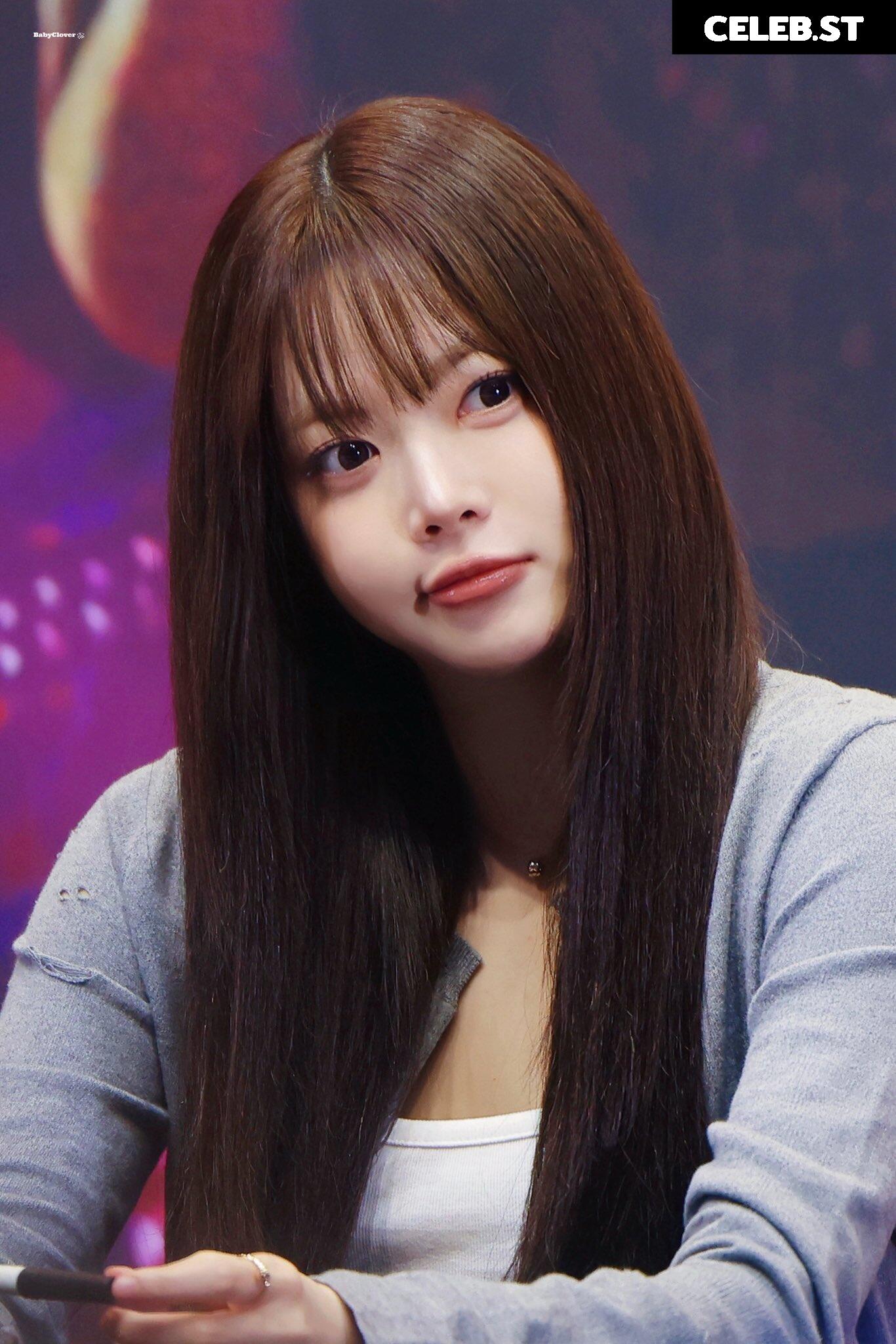 Hong Eunchae 홍은채 | LESSERAFIM Image 23553108