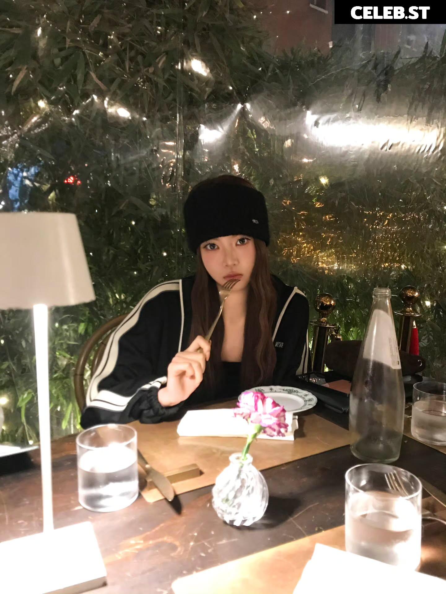 Hong Eunchae 홍은채 | LESSERAFIM Image 23553020