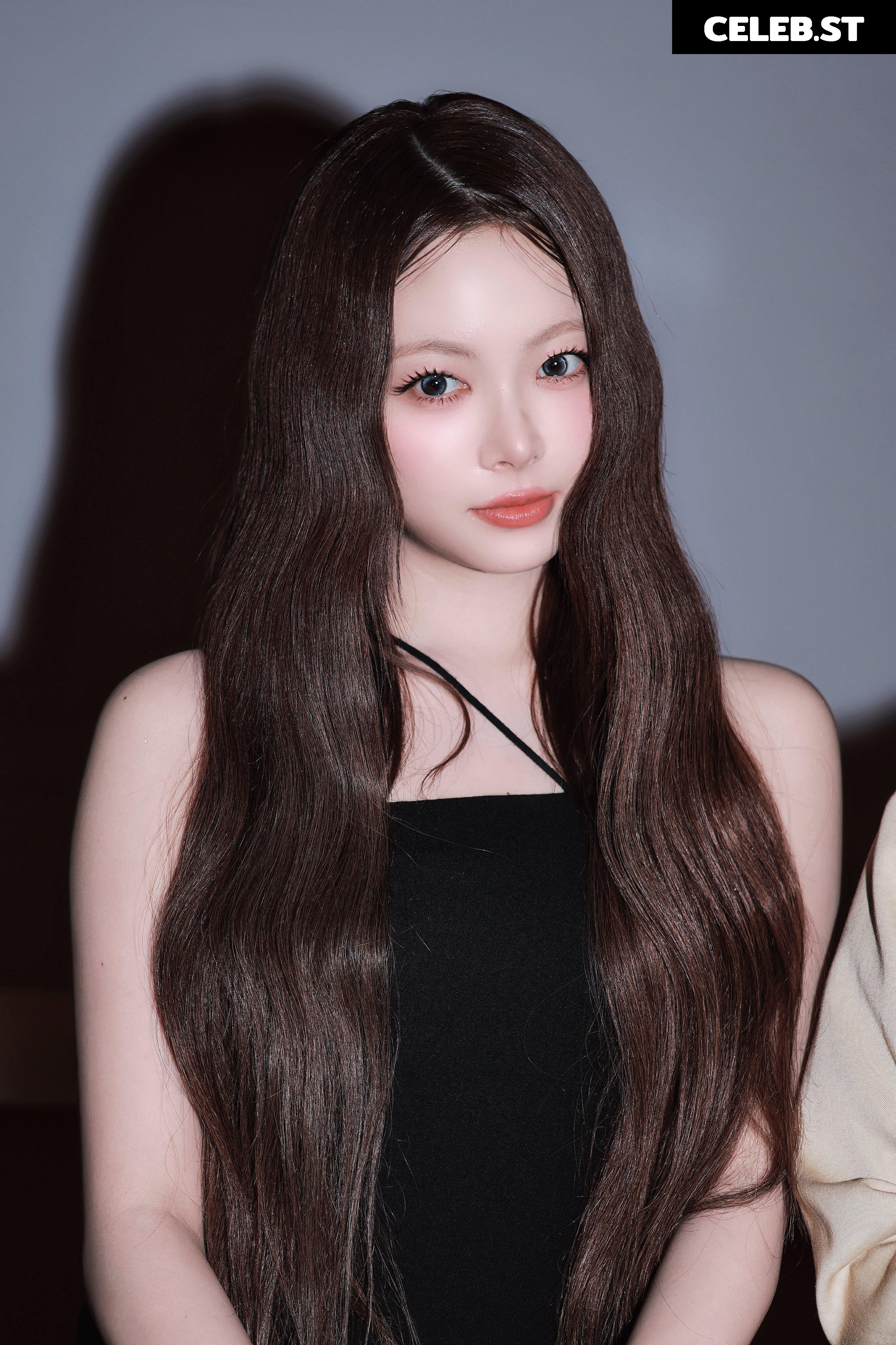 Hong Eunchae 홍은채 | LESSERAFIM Image 23553011