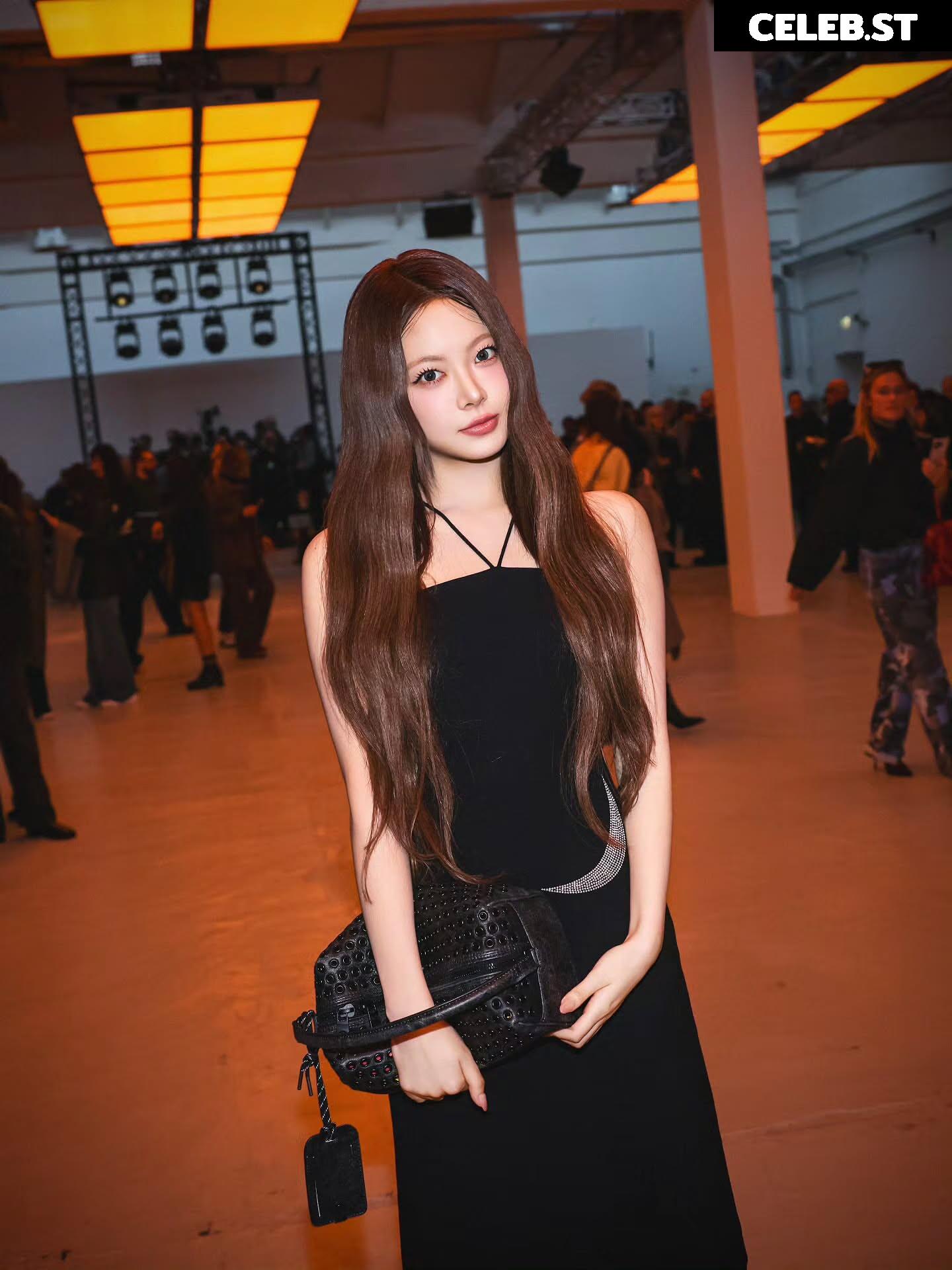 Hong Eunchae 홍은채 | LESSERAFIM Image 23553018