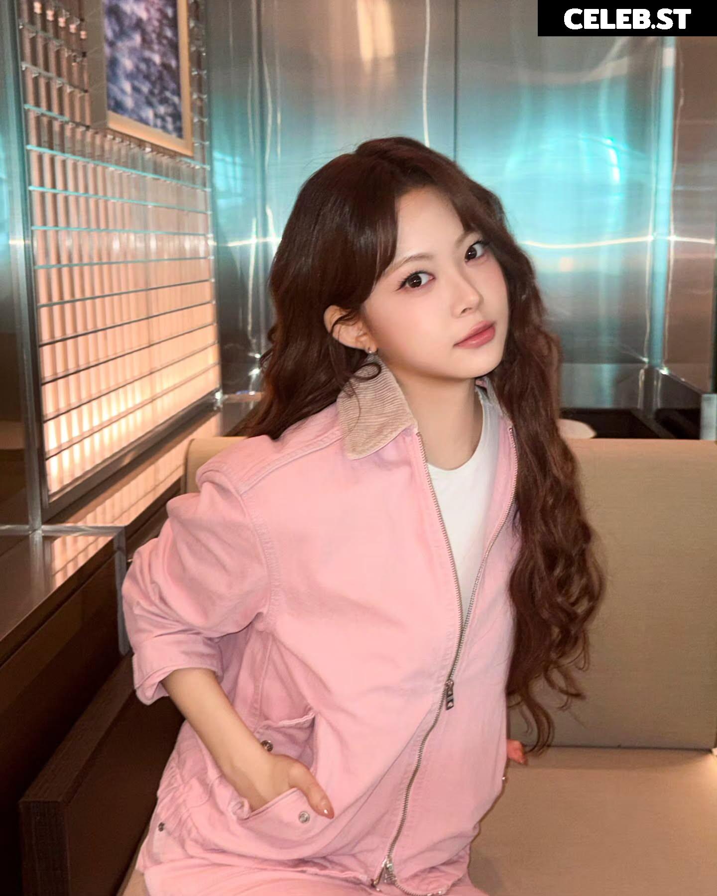 Hong Eunchae 홍은채 | LESSERAFIM Image 23553008