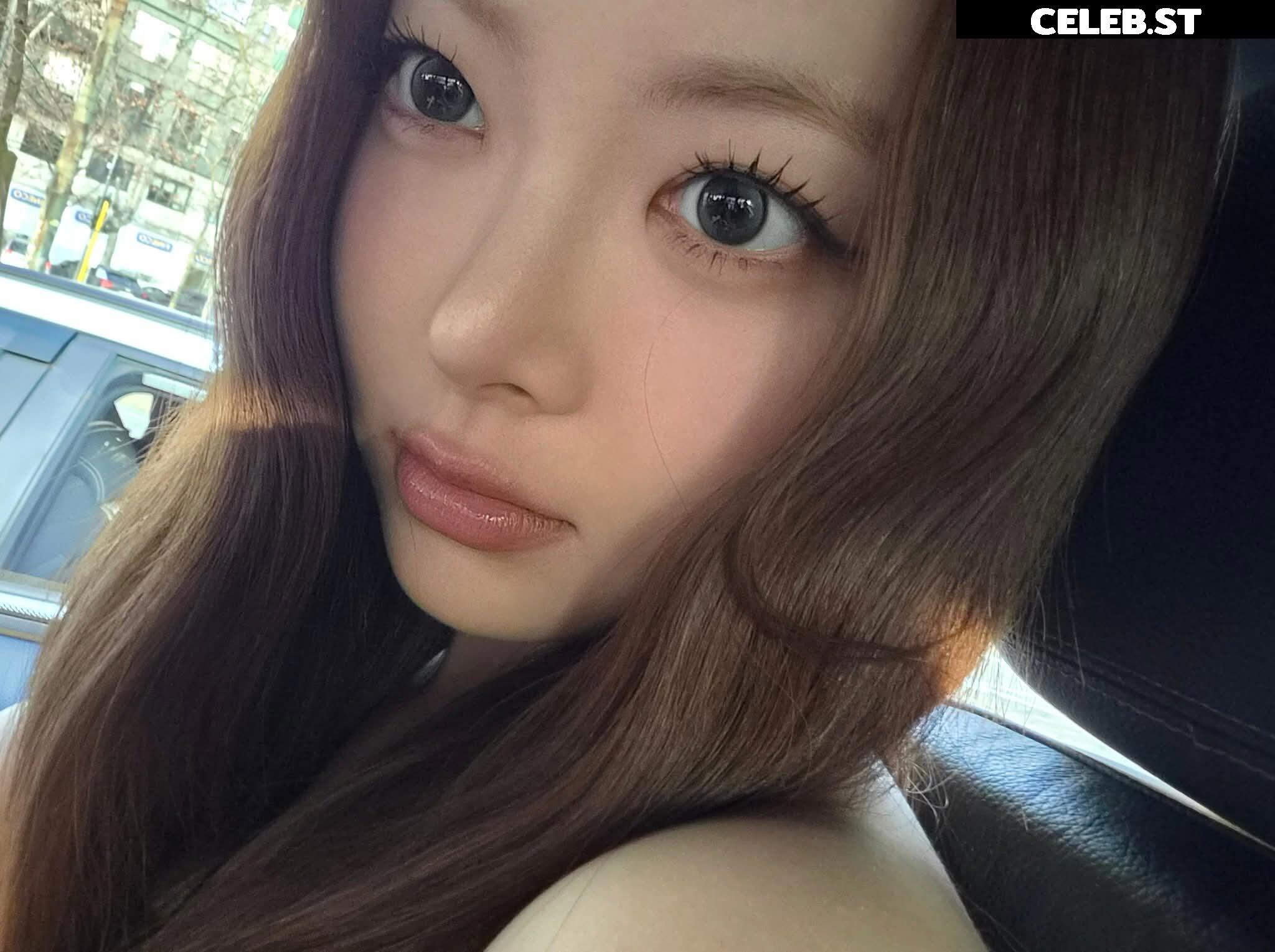 Hong Eunchae 홍은채 | LESSERAFIM Image 23553037
