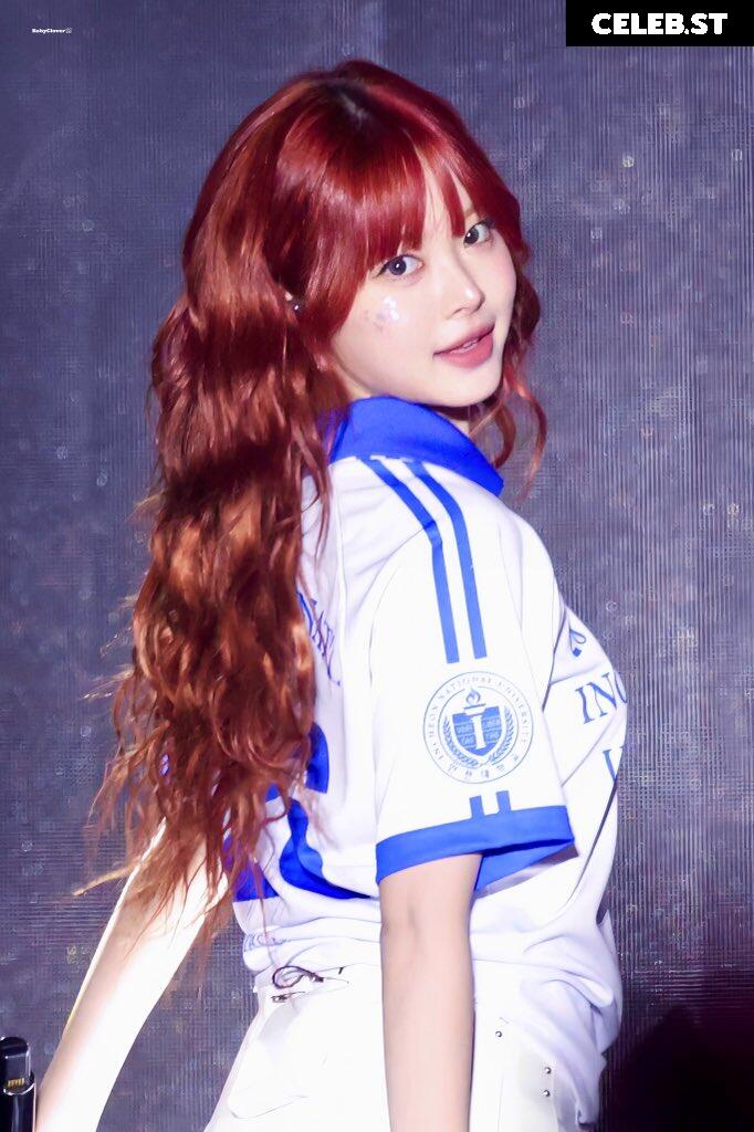 Hong Eunchae 홍은채 | LESSERAFIM Image 23553280