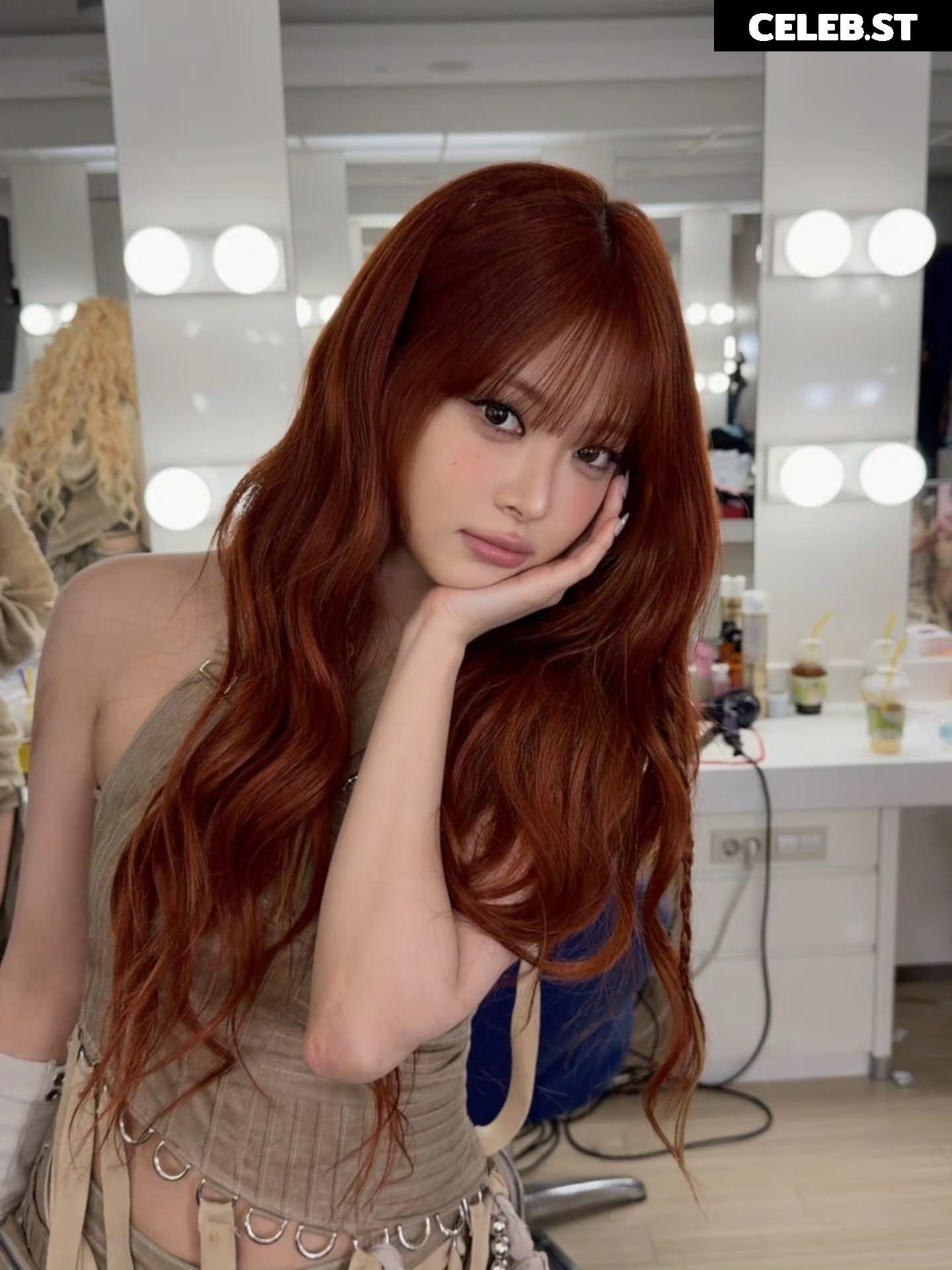 Hong Eunchae 홍은채 | LESSERAFIM Image 23553203