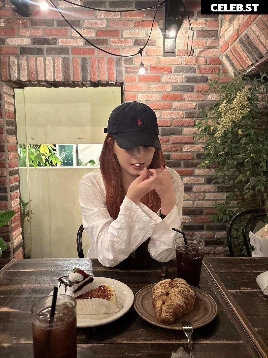 Hong Eunchae 홍은채 | LESSERAFIM Image 23553234