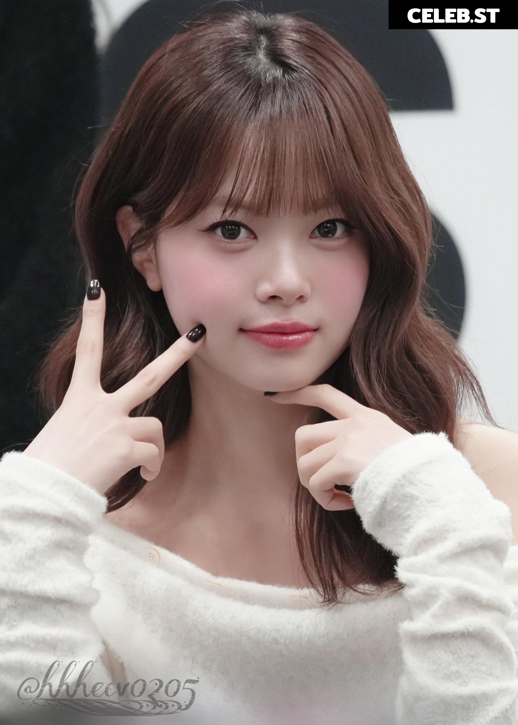 Hong Eunchae 홍은채 | LESSERAFIM Image 23552944