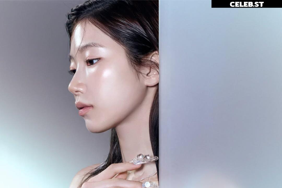 Kazuha Nakamura 中村 一葉 | LESSERAFIM Image 23552829