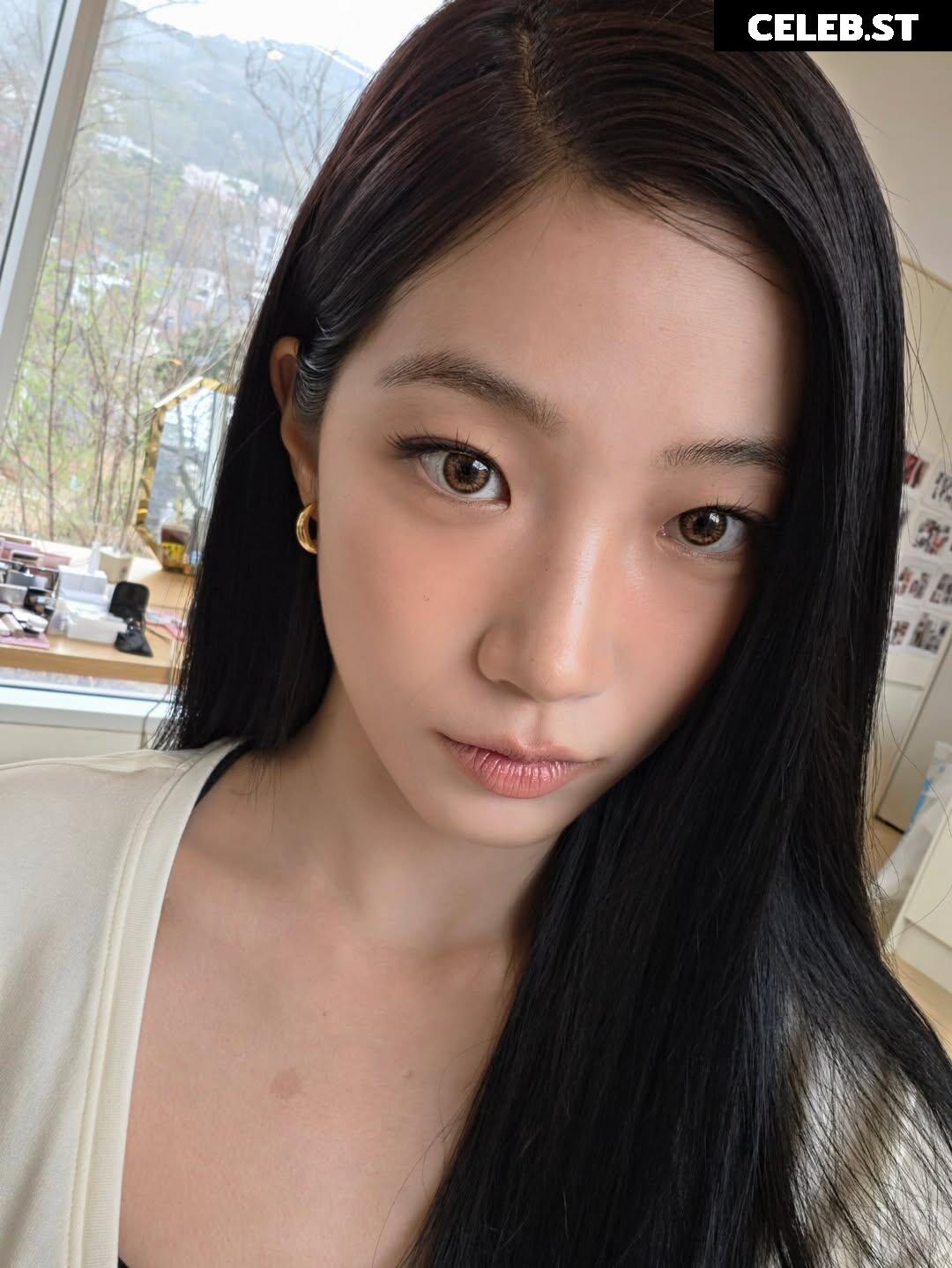 Kazuha Nakamura 中村 一葉 | LESSERAFIM Image 23552812