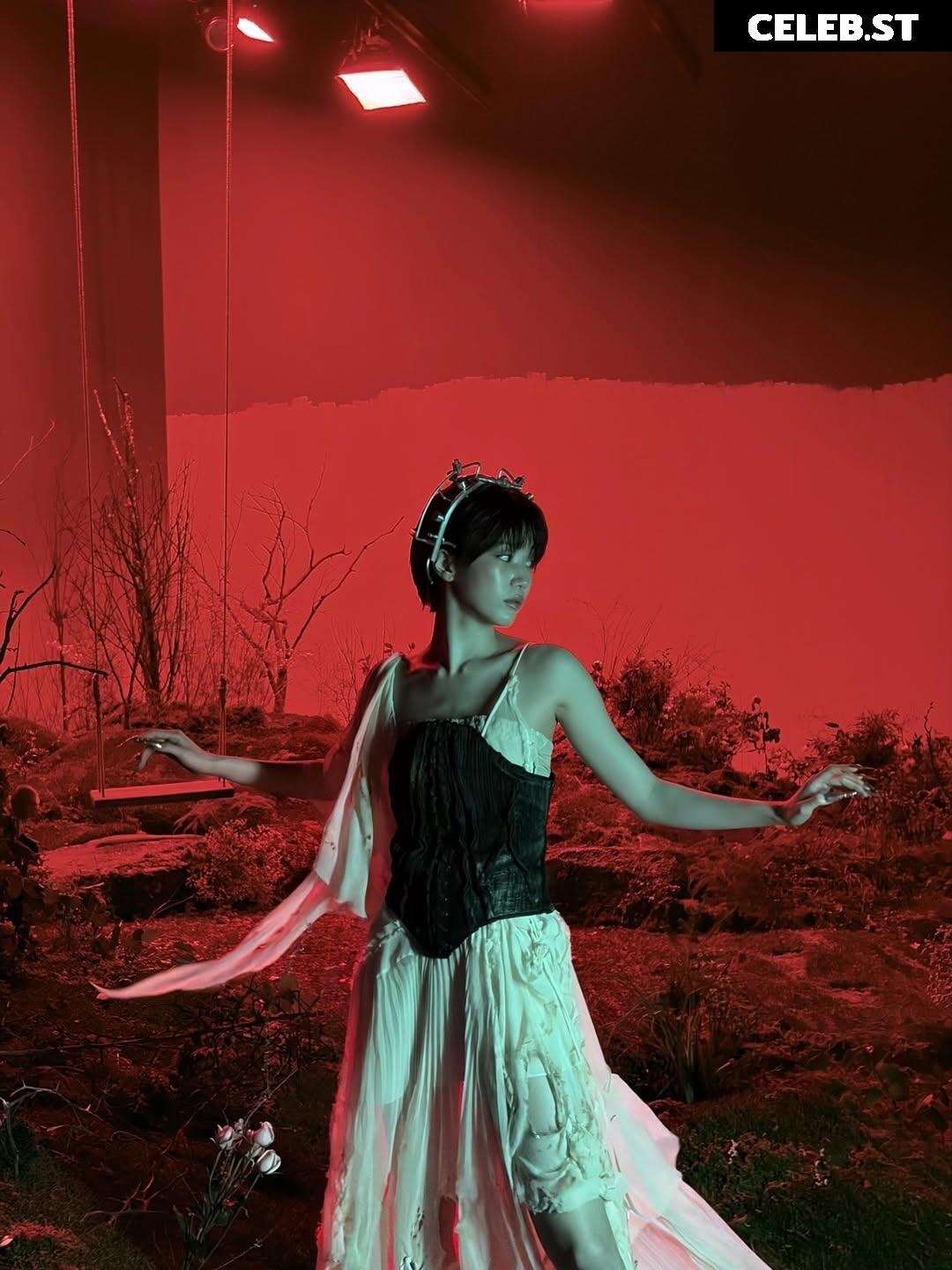Kazuha Nakamura 中村 一葉 | LESSERAFIM Image 23552837