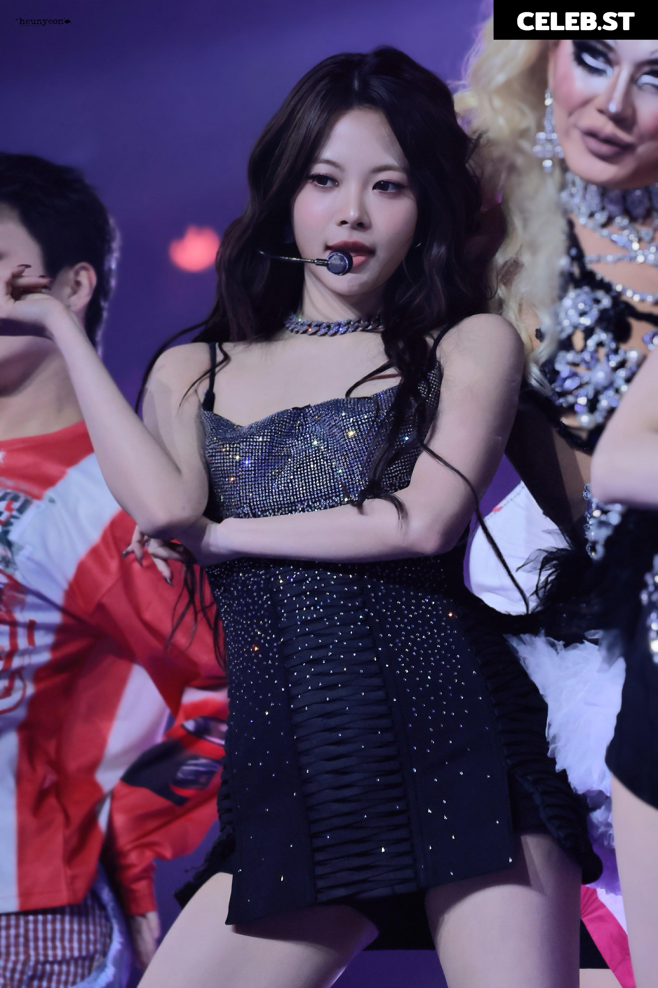Hong Eunchae 홍은채 | LESSERAFIM Image 23552848