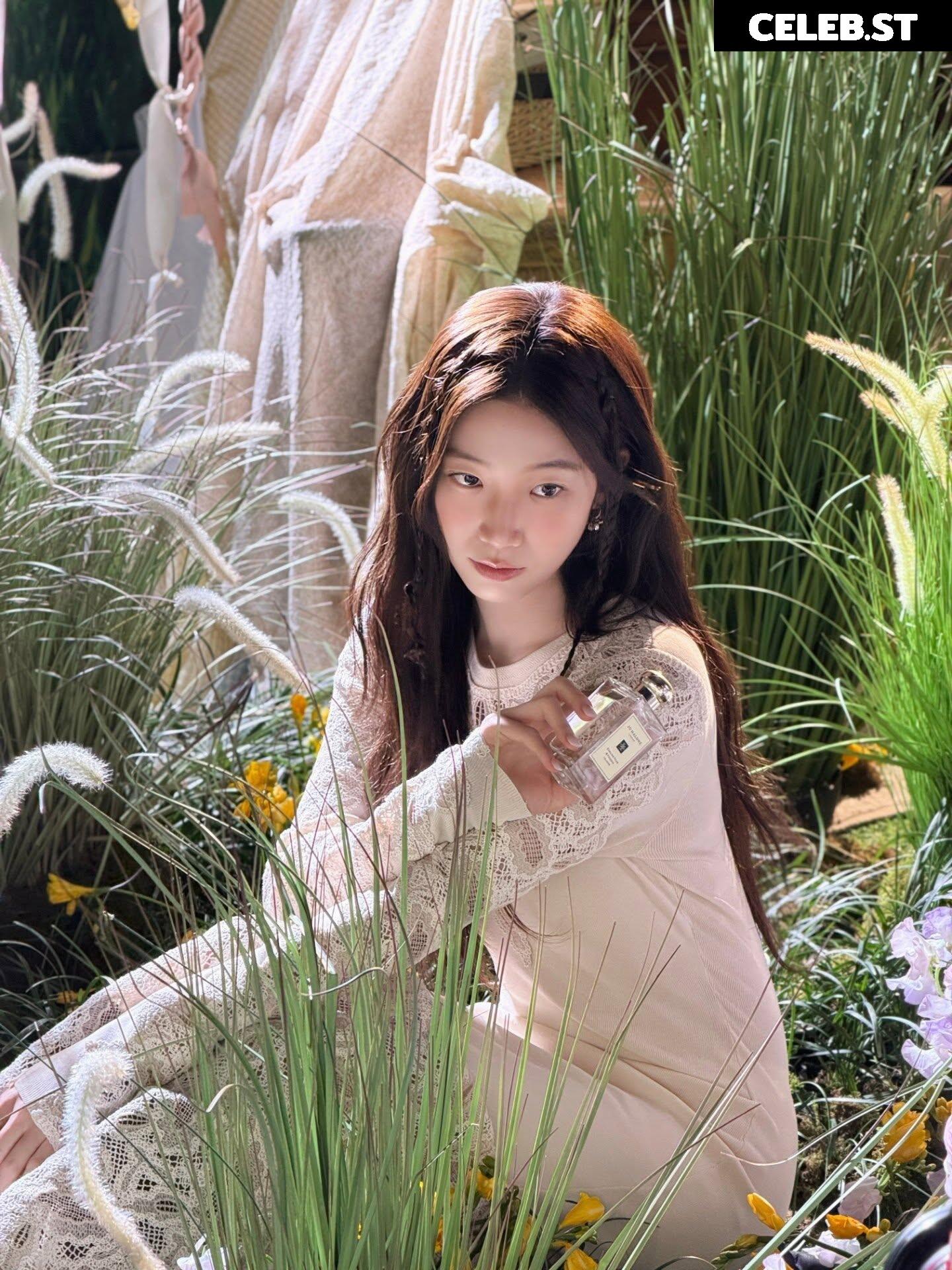 Kazuha Nakamura 中村 一葉 | LESSERAFIM Image 23552544