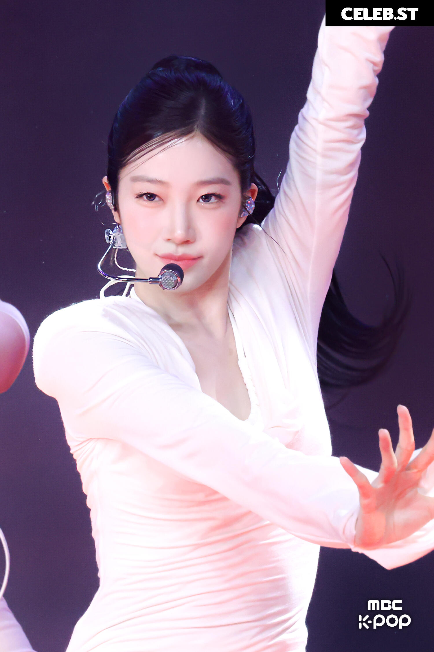 Kazuha Nakamura 中村 一葉 | LESSERAFIM Image 23552709