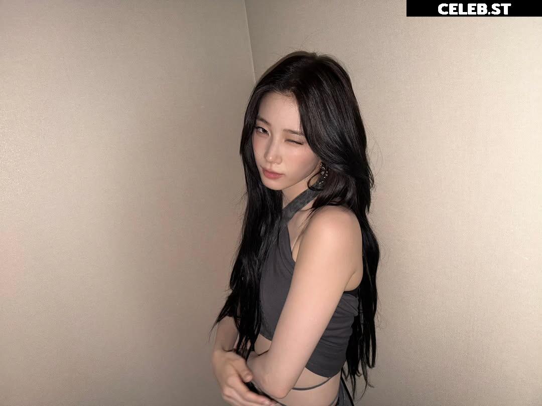 Kazuha Nakamura 中村 一葉 | LESSERAFIM Image 23552733