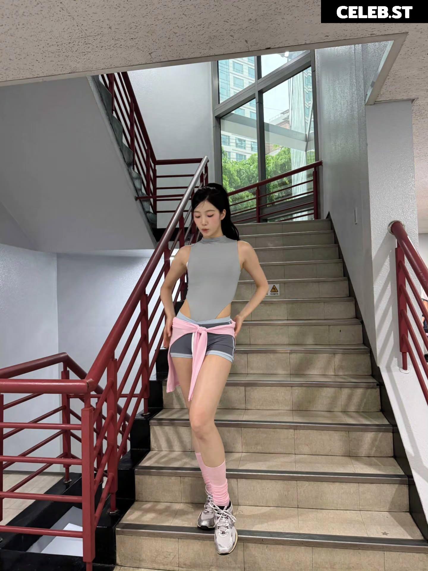 Kazuha Nakamura 中村 一葉 | LESSERAFIM Image 23552747