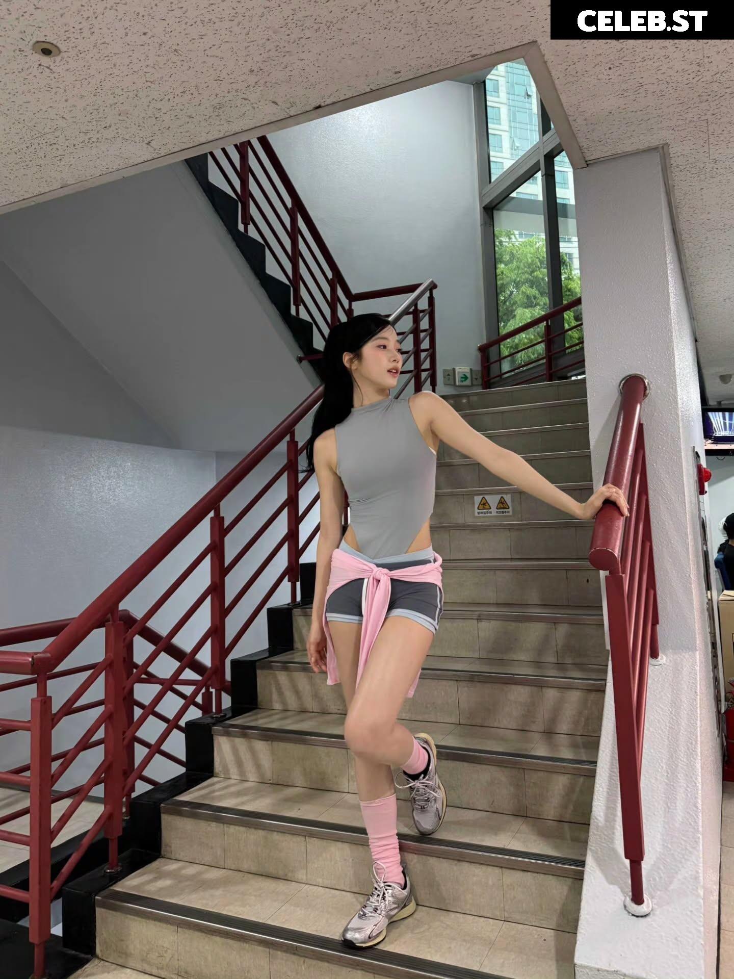 Kazuha Nakamura 中村 一葉 | LESSERAFIM Image 23552749