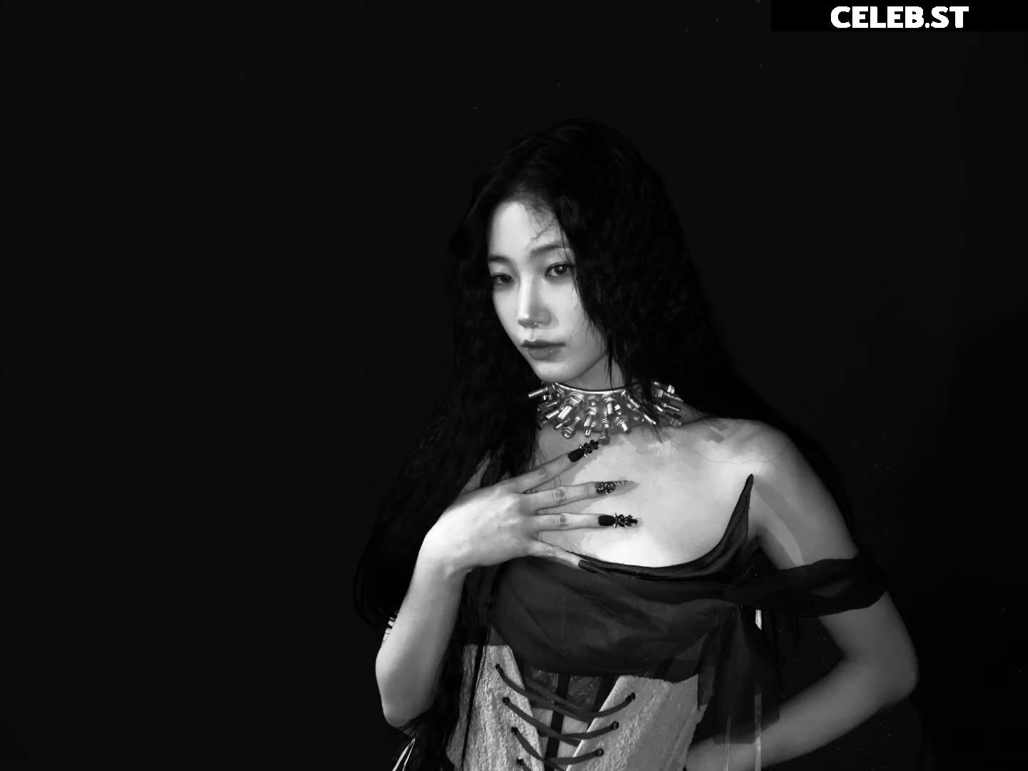 Kazuha Nakamura 中村 一葉 | LESSERAFIM Image 23552665