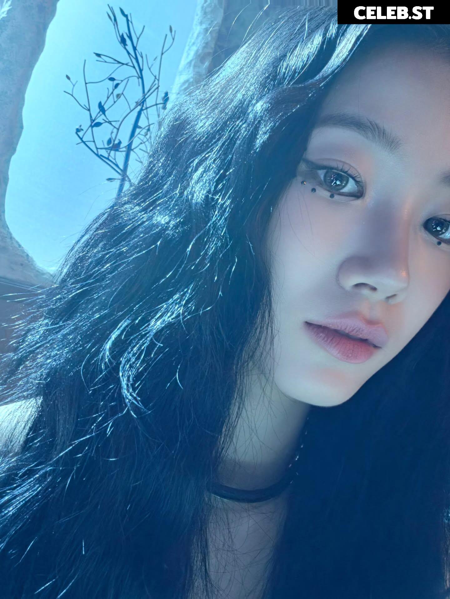 Kazuha Nakamura 中村 一葉 | LESSERAFIM Image 23552669